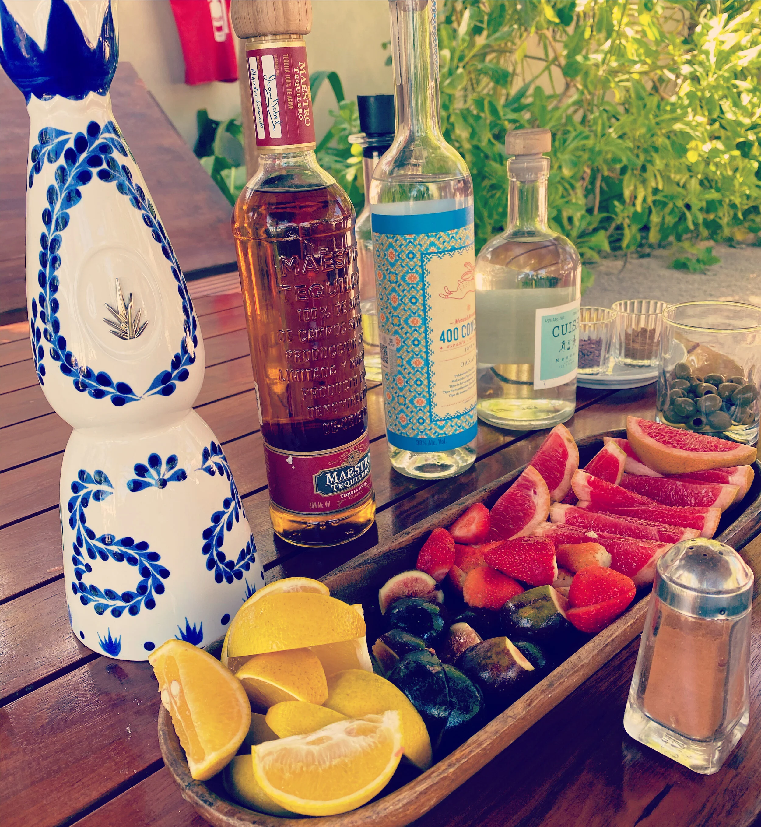 What’s Really the Difference Between Mezcal and Tequila?