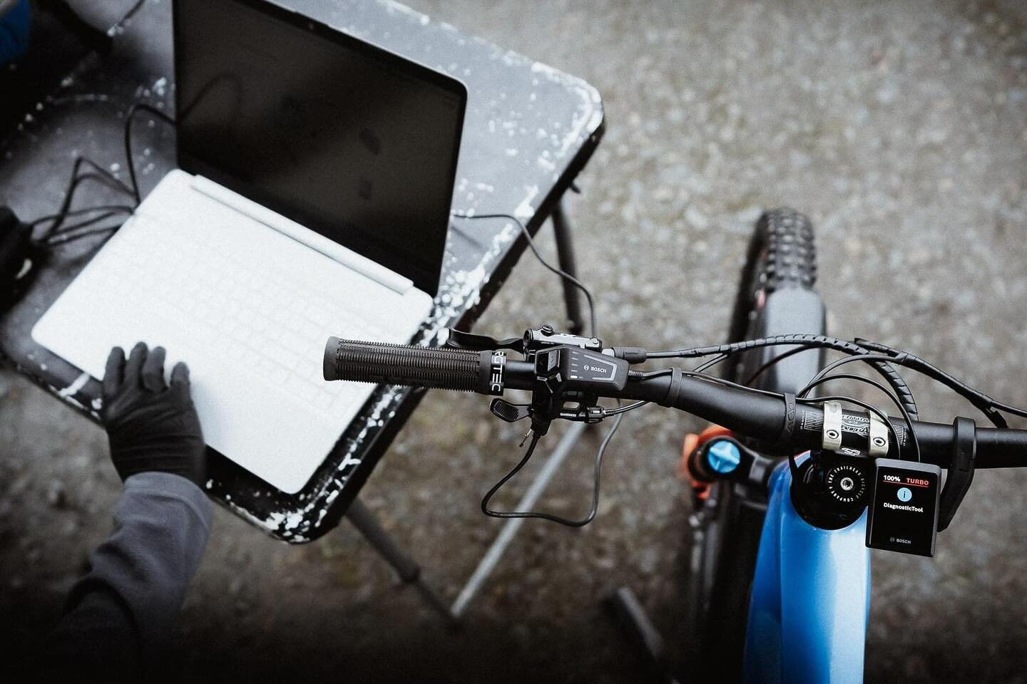 Ebike servicing, diagnostics and updates at your door 🐮🛠️ we can even sort warranty cases! Get in touch to find out more ⚡️#ebike #lostyak #bikeservice