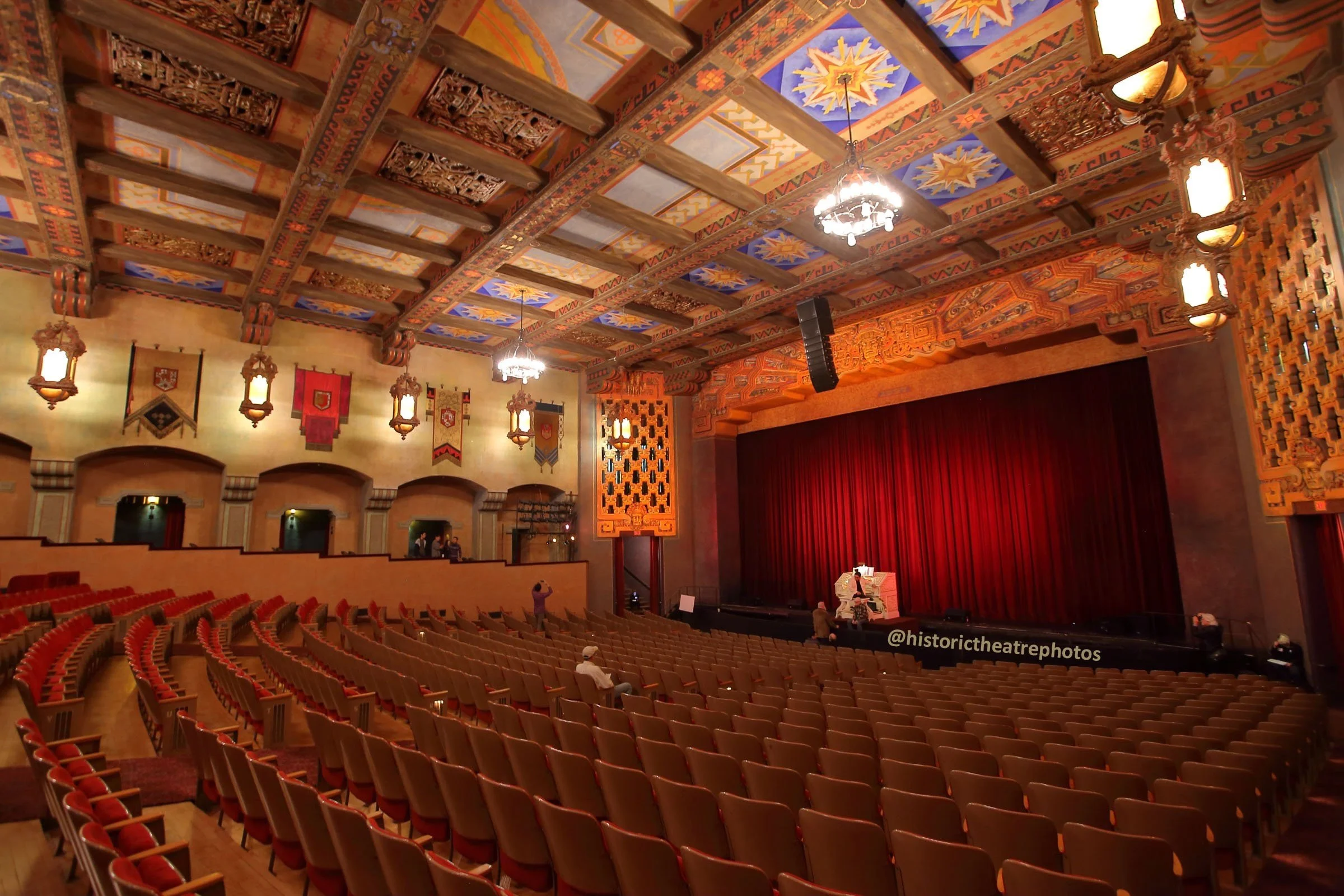 Auditorium_%285%29.jpg