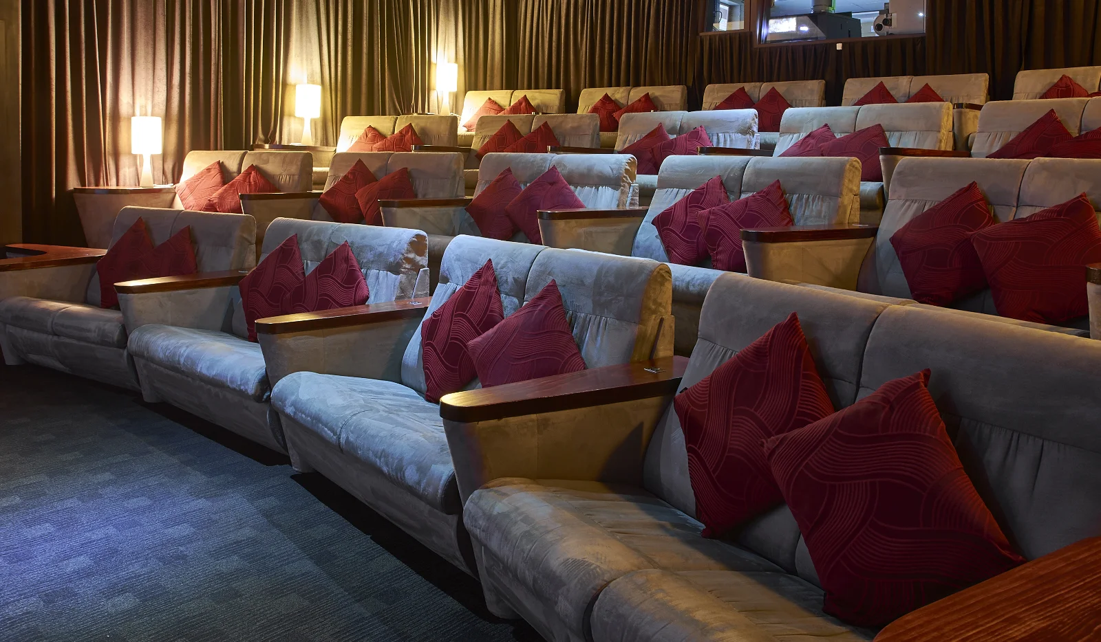 Shoreline_Cinema1.jpg