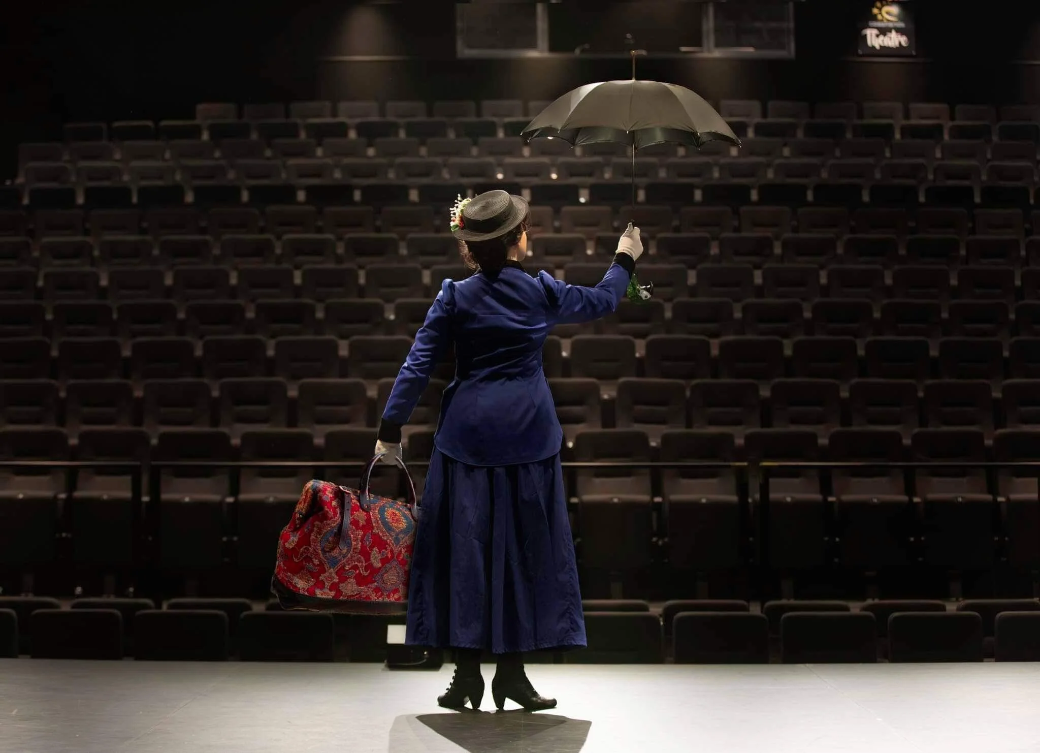 Mary Poppins floats into Kapiti...