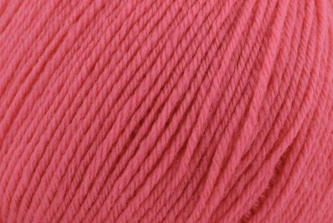 Deluxe Worsted Superwash – Universal Yarn.jpeg