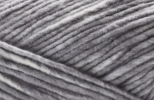 Maman – Universal Yarn.jpeg