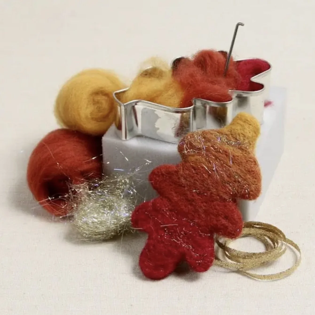 Oak Leaf, Beginner Needle Felting Kit - Faire.jpeg