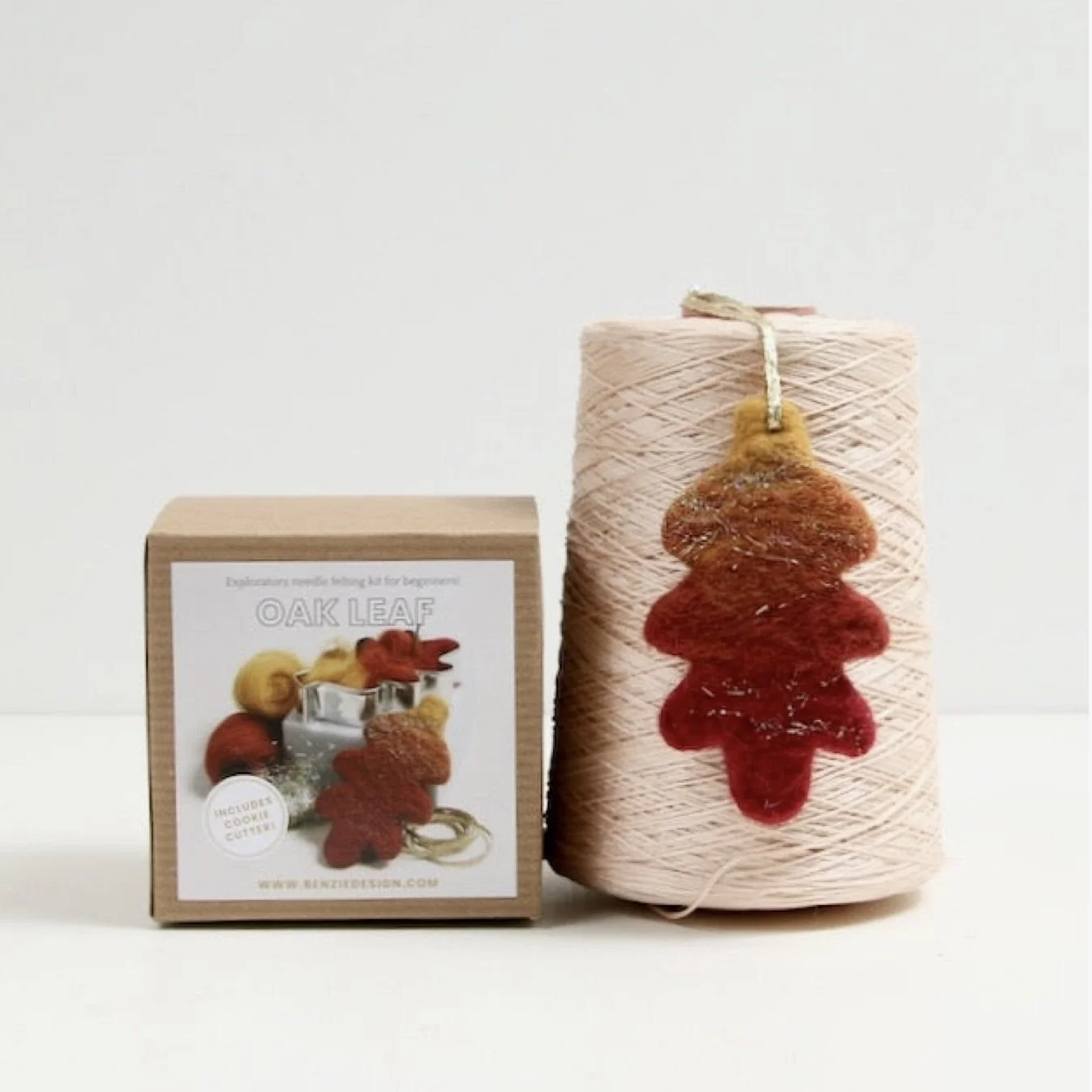 Oak Leaf, Beginner Needle Felting Kit - Faire.jpeg