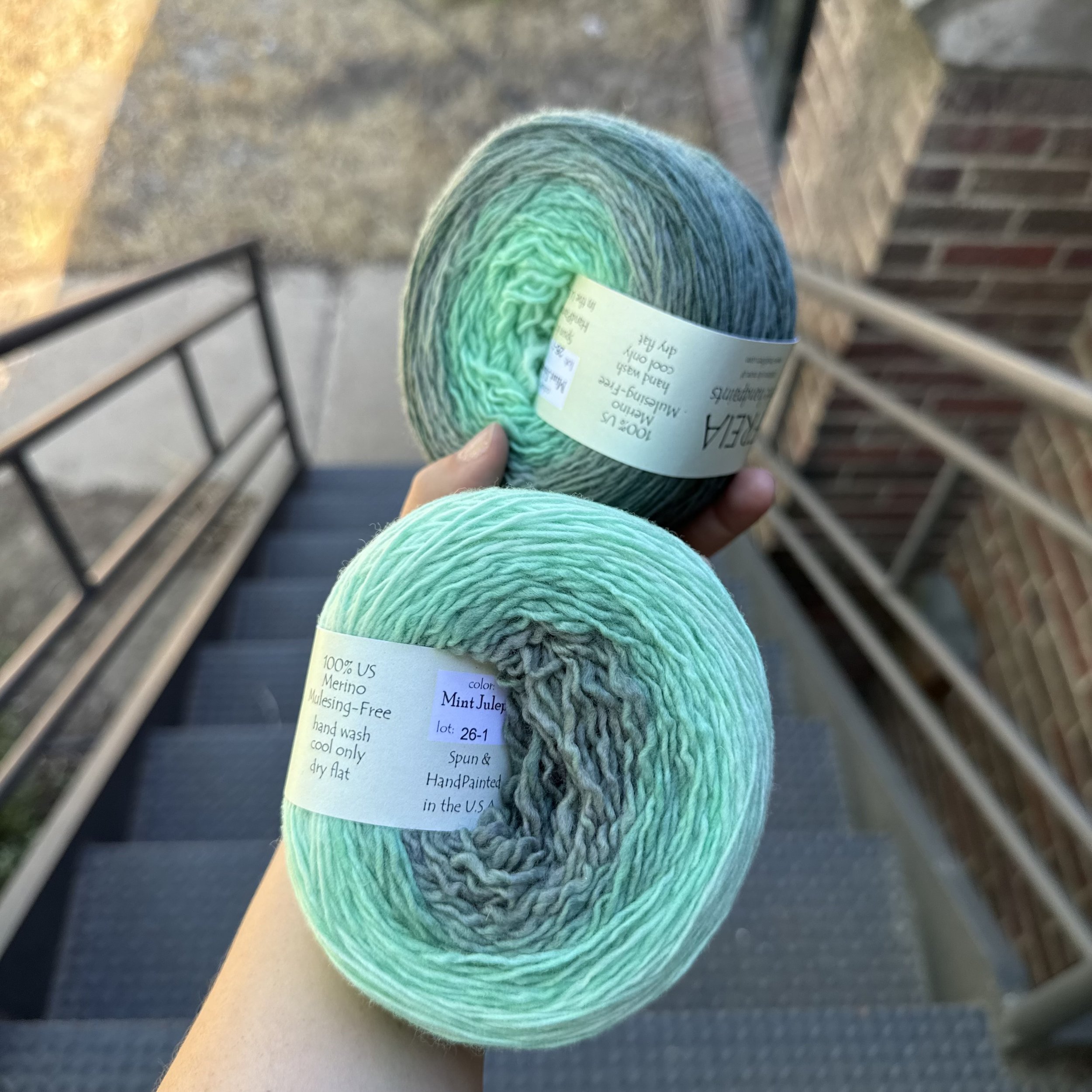 Freia Shawl Ball | 'Mint Julep'