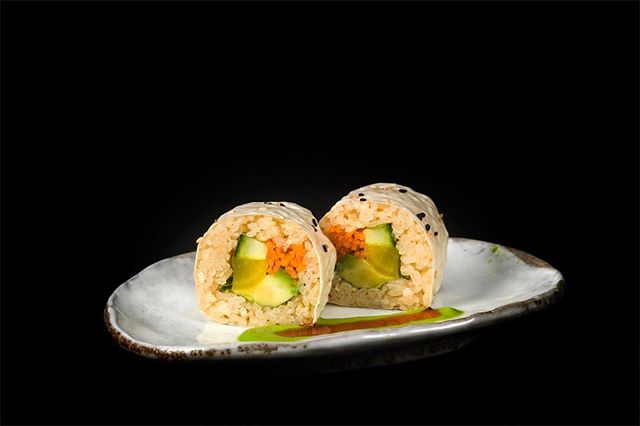 Get fresh with our Garden Roll. A delicious combination of avocado, daikon, carrot, cucumber, soy paper, and shiso coulis
⠀⠀⠀⠀⠀⠀⠀⠀⠀⠀⠀⠀
⠀⠀⠀⠀⠀⠀⠀⠀⠀⠀⠀⠀
⠀⠀⠀⠀⠀⠀⠀⠀⠀⠀⠀⠀
#sushi #toronto #foodies #toronto