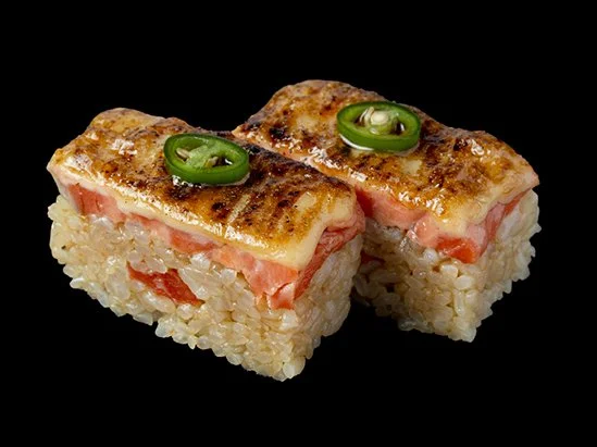 2pcsalmon oshi .jpg