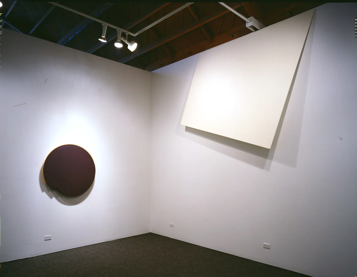 805180-0048-X2.jpg