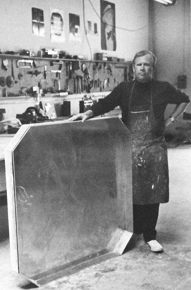 Tony DeLap in his Costa Mesa studio, 1968