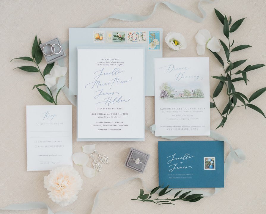 All our favorite details in a suite &mdash; letterpress printing, white ink, watercolor details, vintage stamps ✨ #sauconvalleycountryclub #customweddingstationery #kellydesignco
⠀⠀⠀⠀⠀⠀⠀⠀⠀
Photographer: @theassociateteam, @jamiefishercollective, @bri