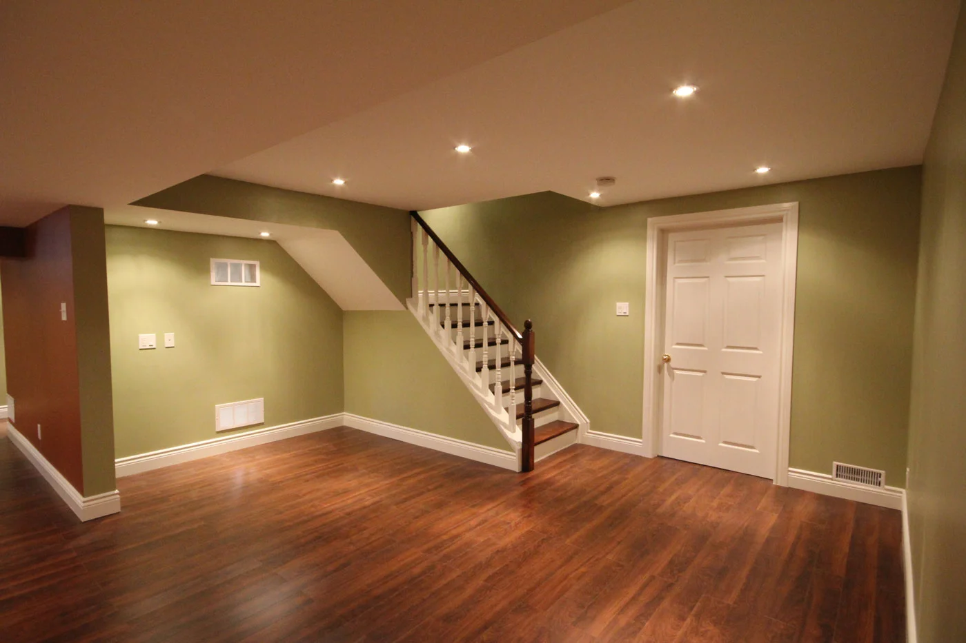 BASEMENT-REMODELING-GOIAS-HOME-IMPROVEMENT-NEW-JERSEY  (7).jpg