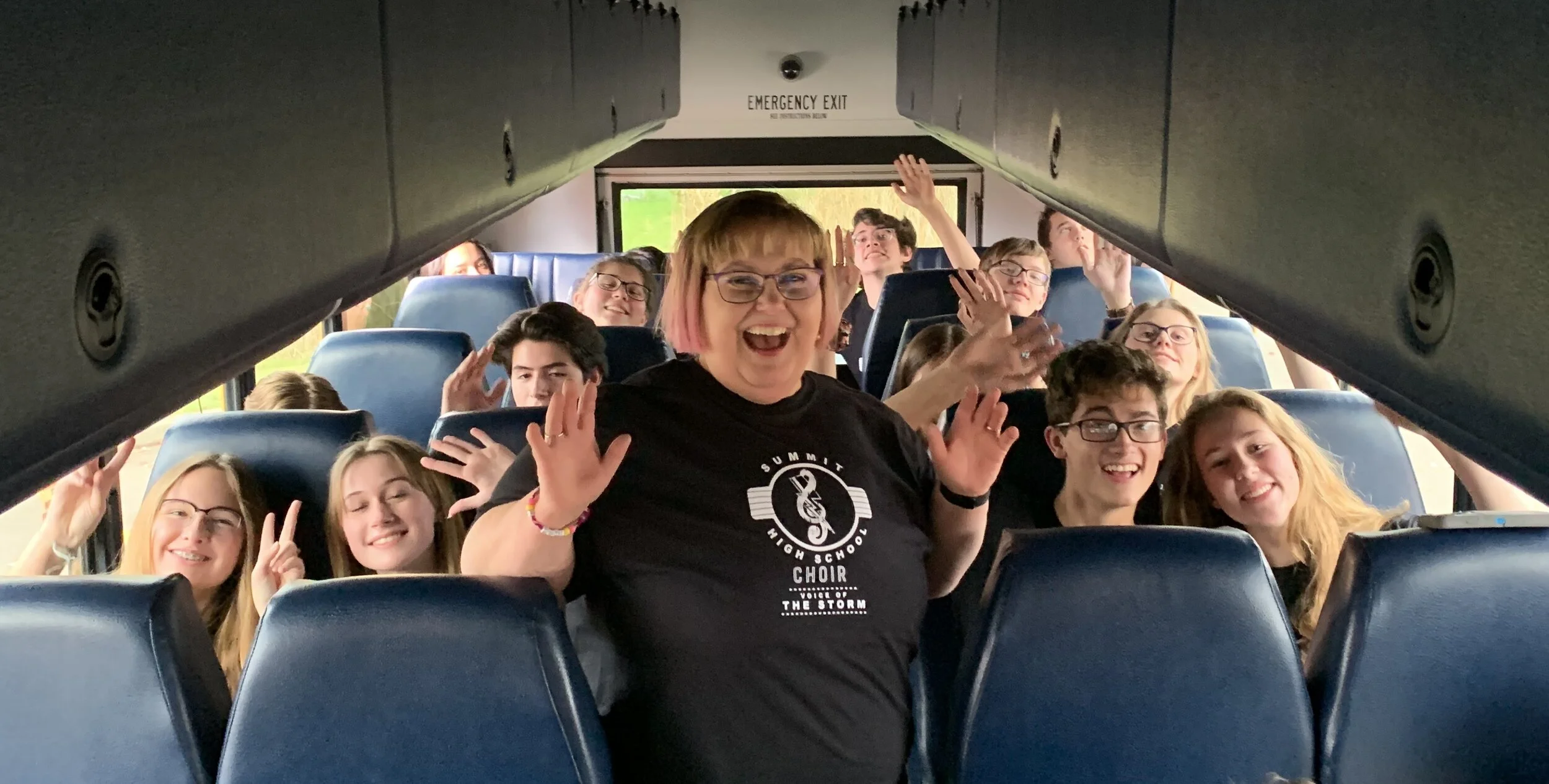 CHORALE BUS 1.jpg