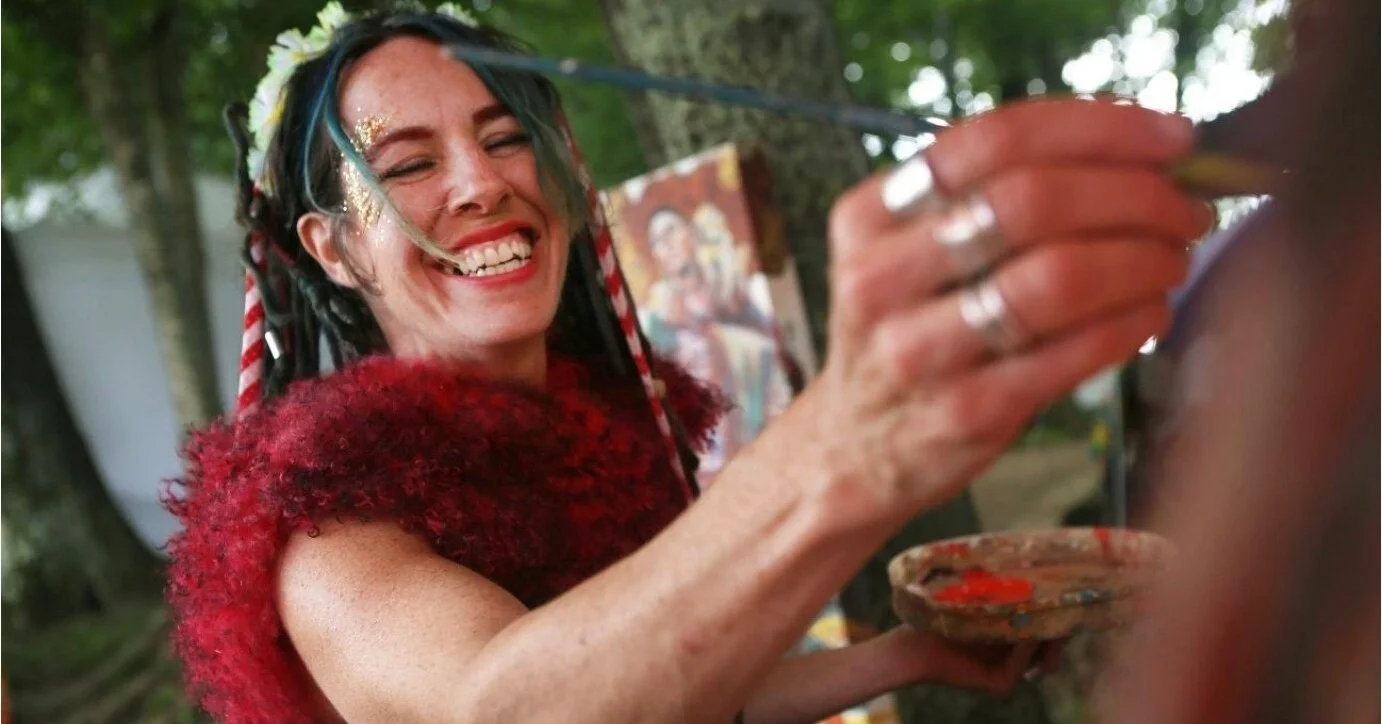 Found an old pic of me on the web.  I never saw it; so it's like a new pic. Except it isn't.... Blue hair/Black hair Santa Cruisin' dayz. From year of Fire On The Mountain, #Floydfestva @floydfestva Thanks Roanoke Times!
Caption: Mezzanine Beecomb o