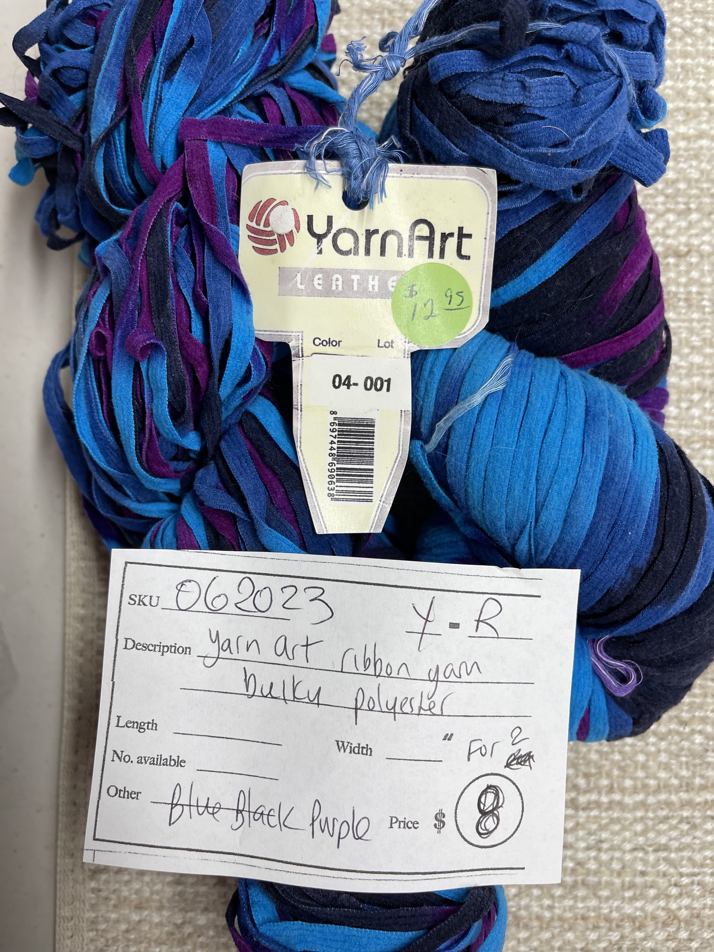 062023-Y-R YarnArt Ribbon Yarn, Bulky Polyester, blue/black