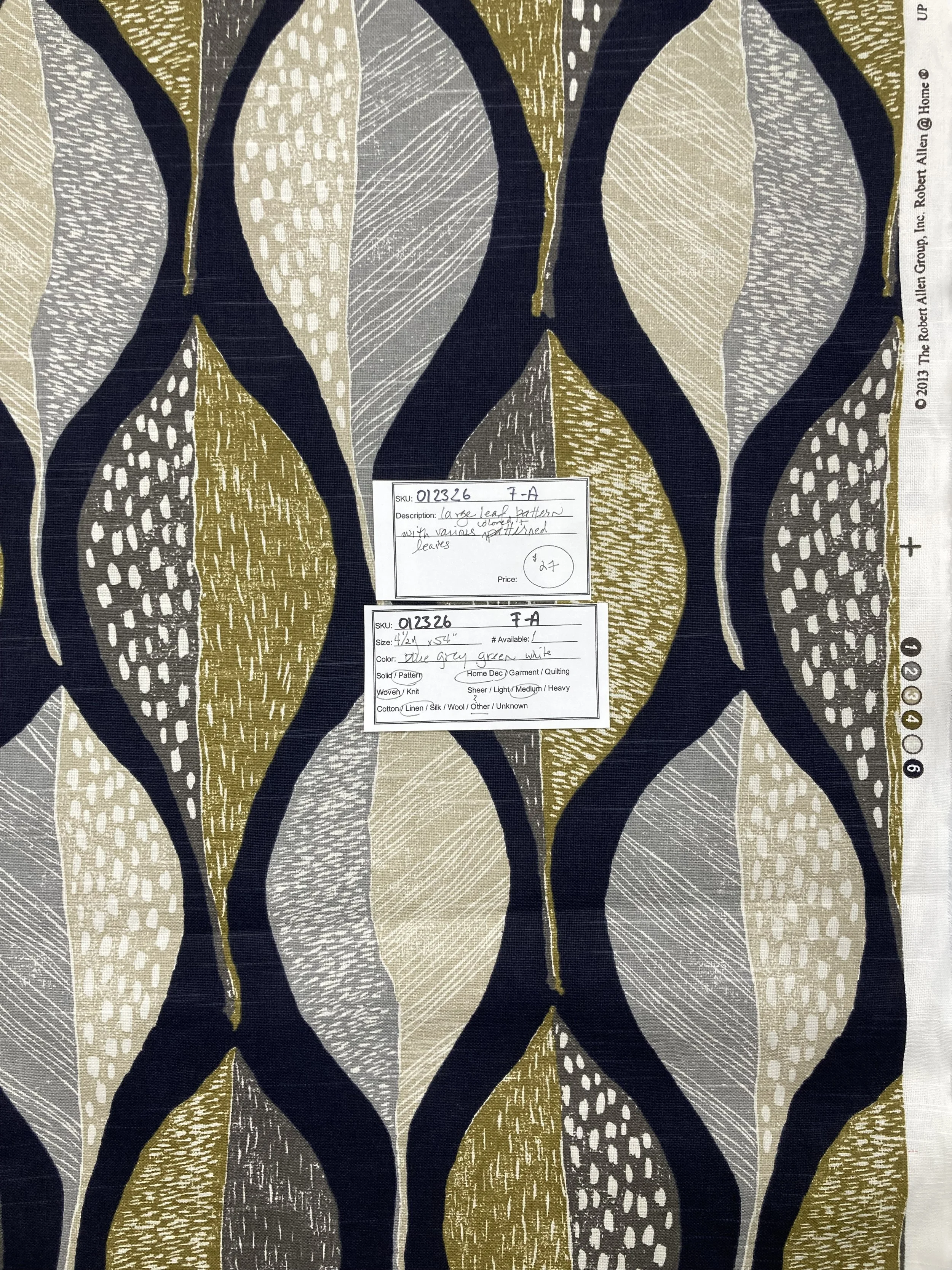 012326-F-A Large leaf pattern; Linen blend; 4 1/2 yds x 54"