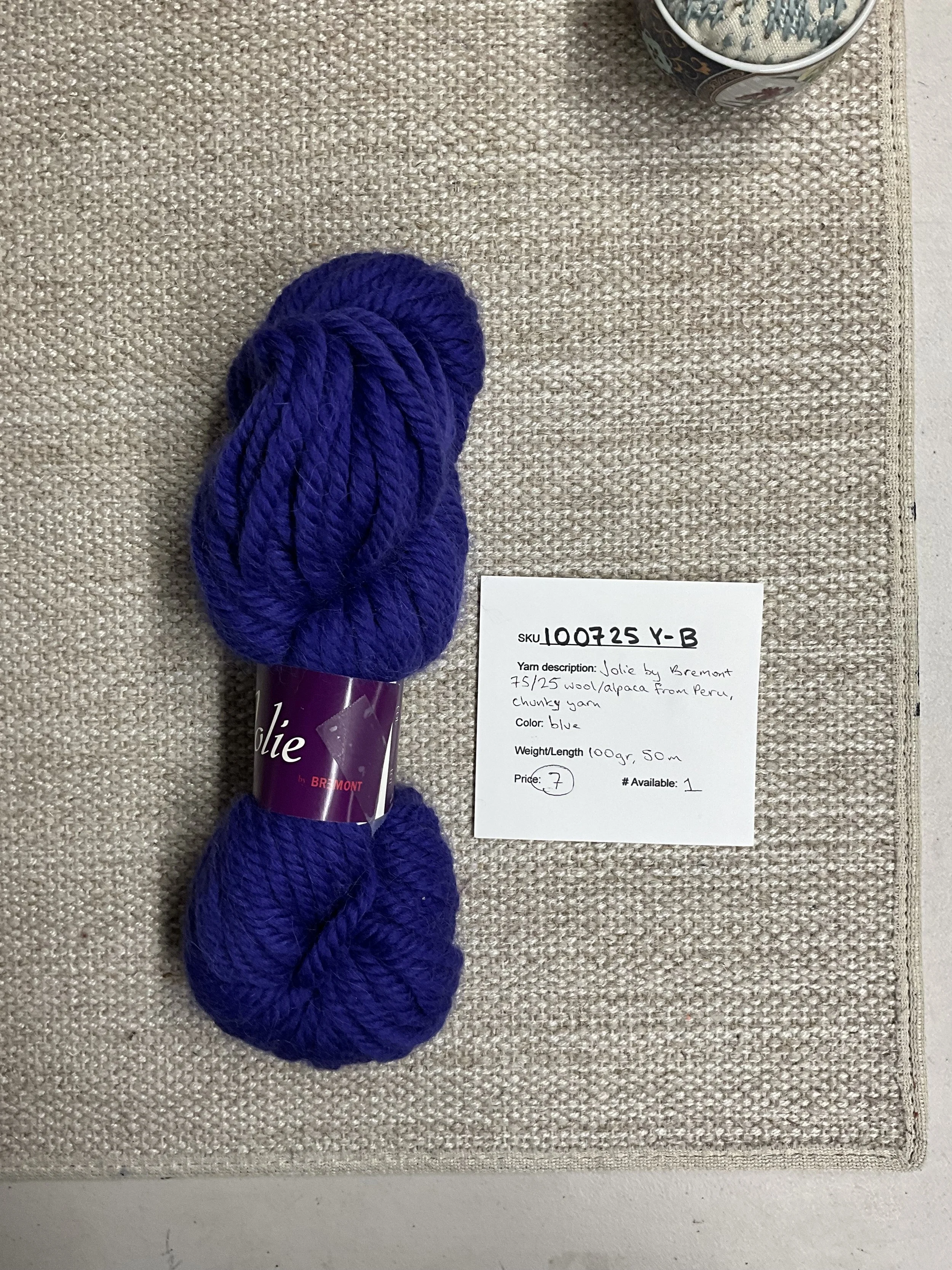 100725-Y-B Chunky blue 75/25 wool/alpaca; 100g, 50m