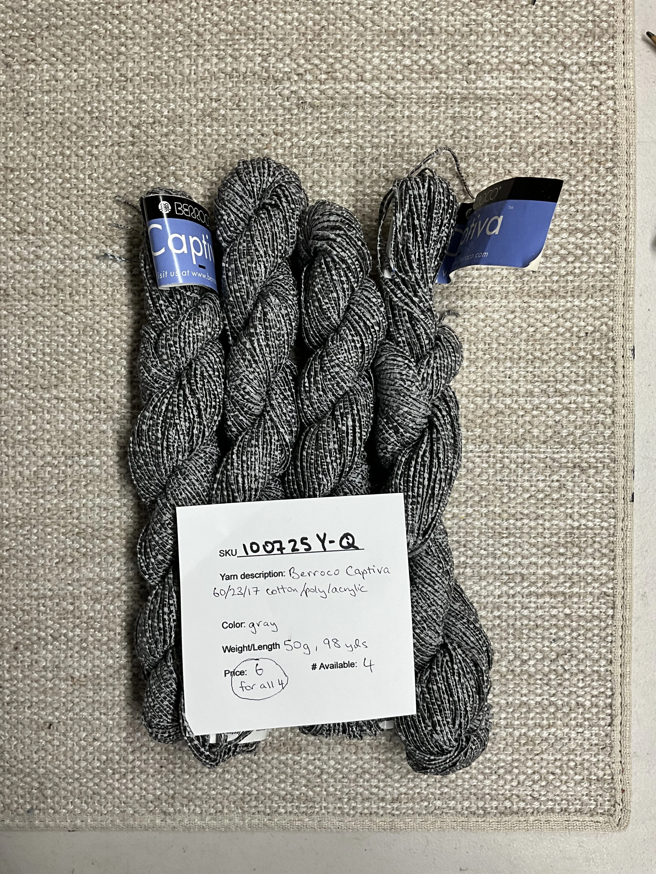 100725-Y-Q Berroco Captiva cotton/poly/acrylic; 50g, 98yds