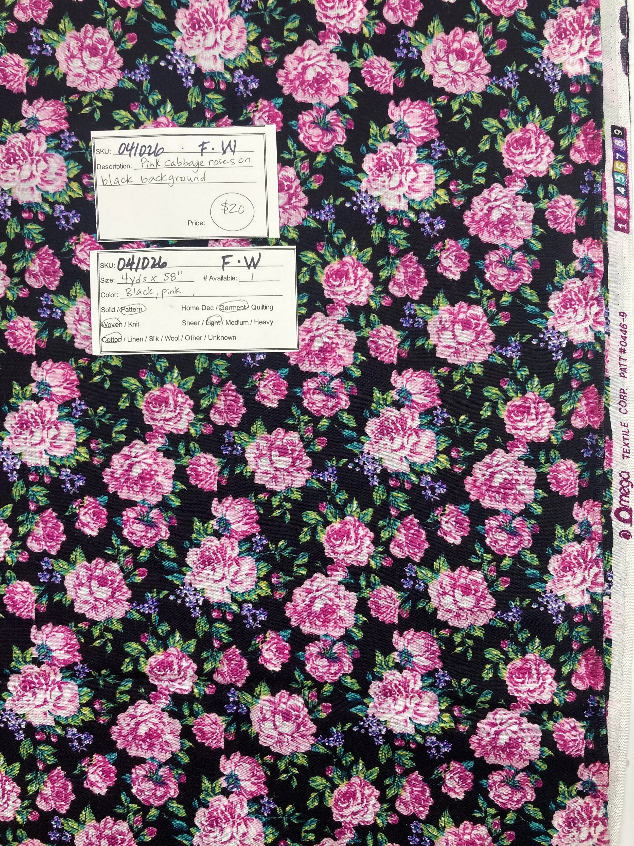041026-F-W Pink cabbage roses; Cotton; 4 yds x 58"