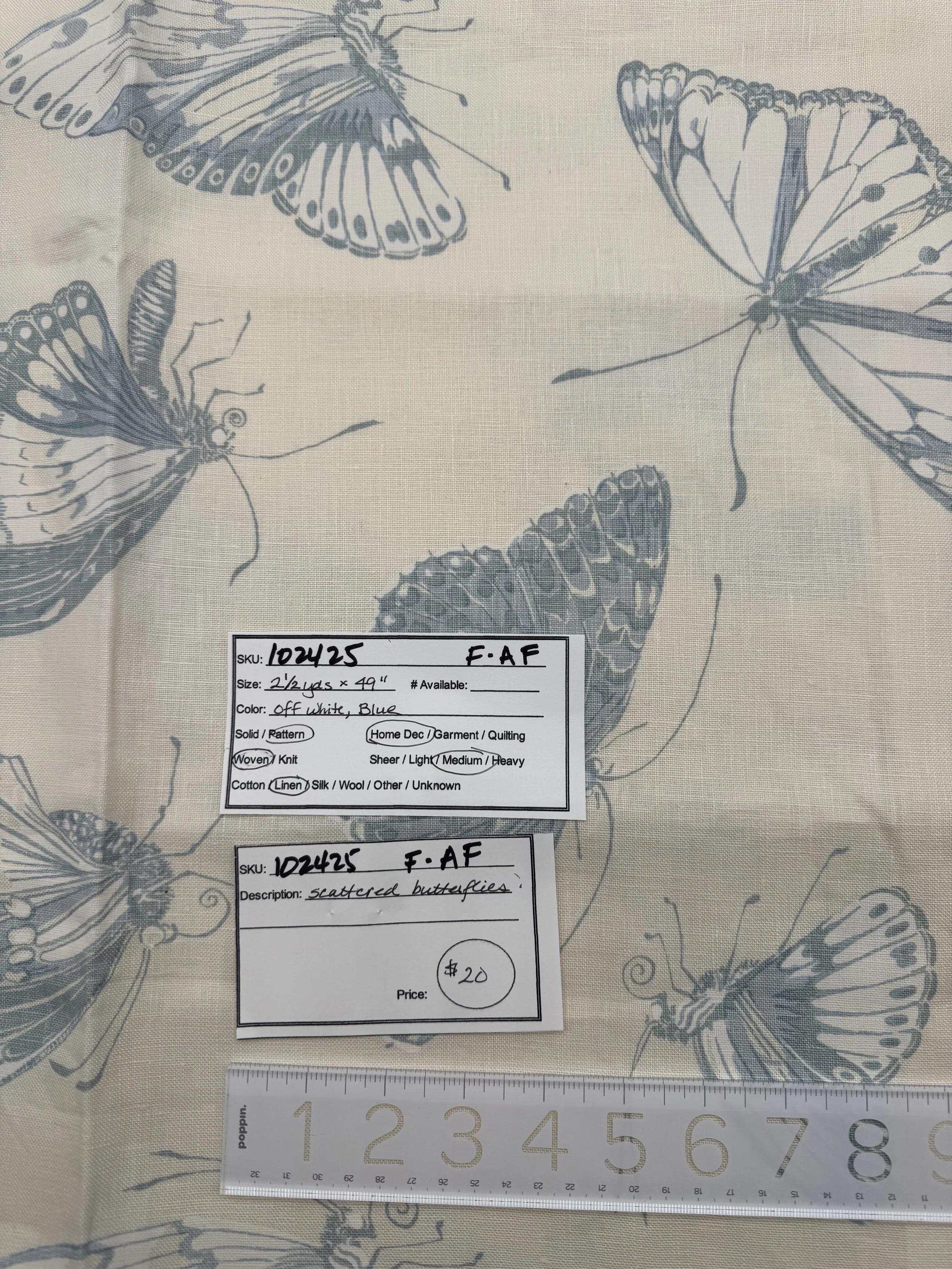 102425-F-AF Scattered butterflies; Linen; 2 1/2 yds x 49"