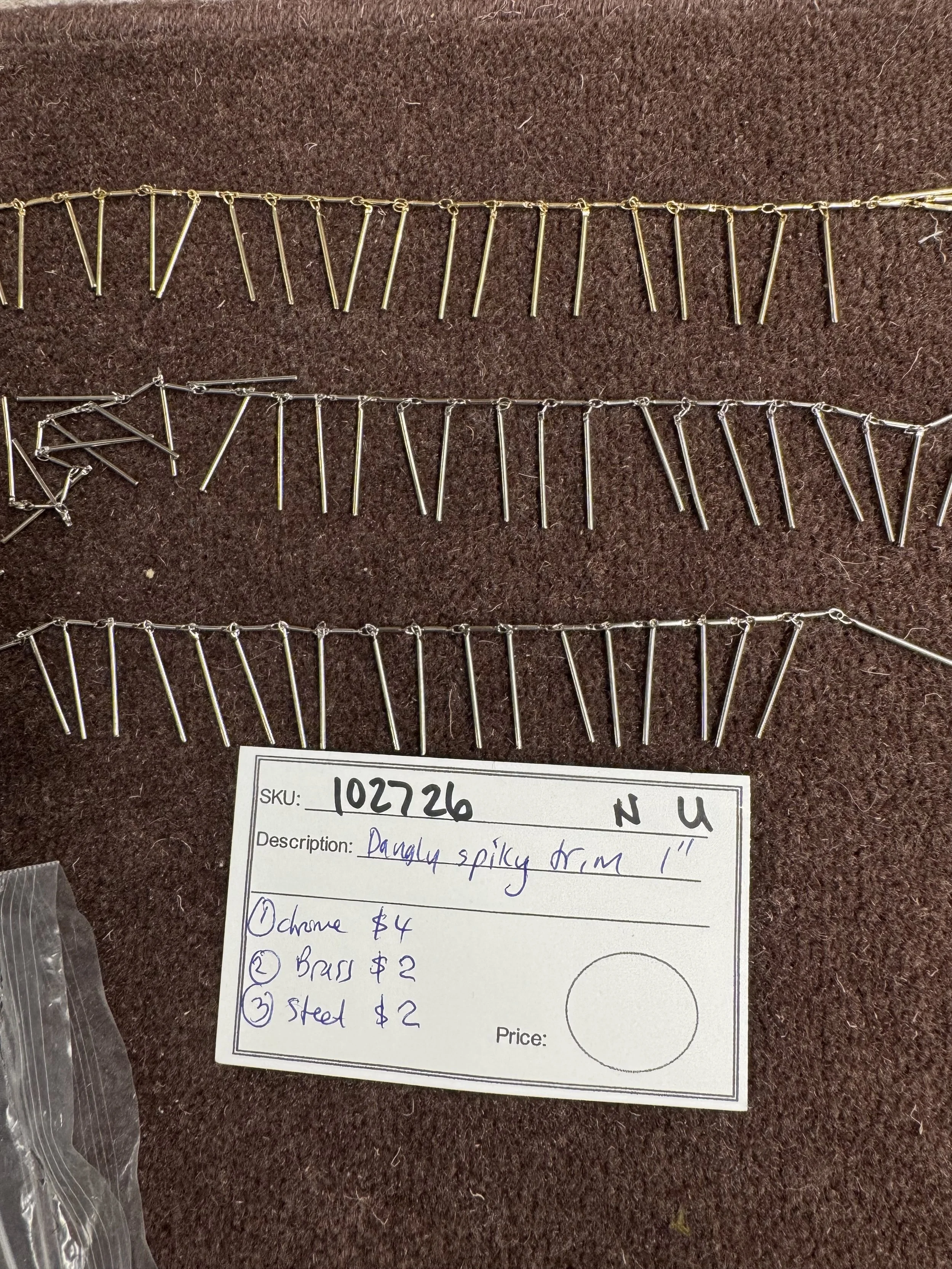 102726-N-U Dangly spiky trim, 1" wide; Variants