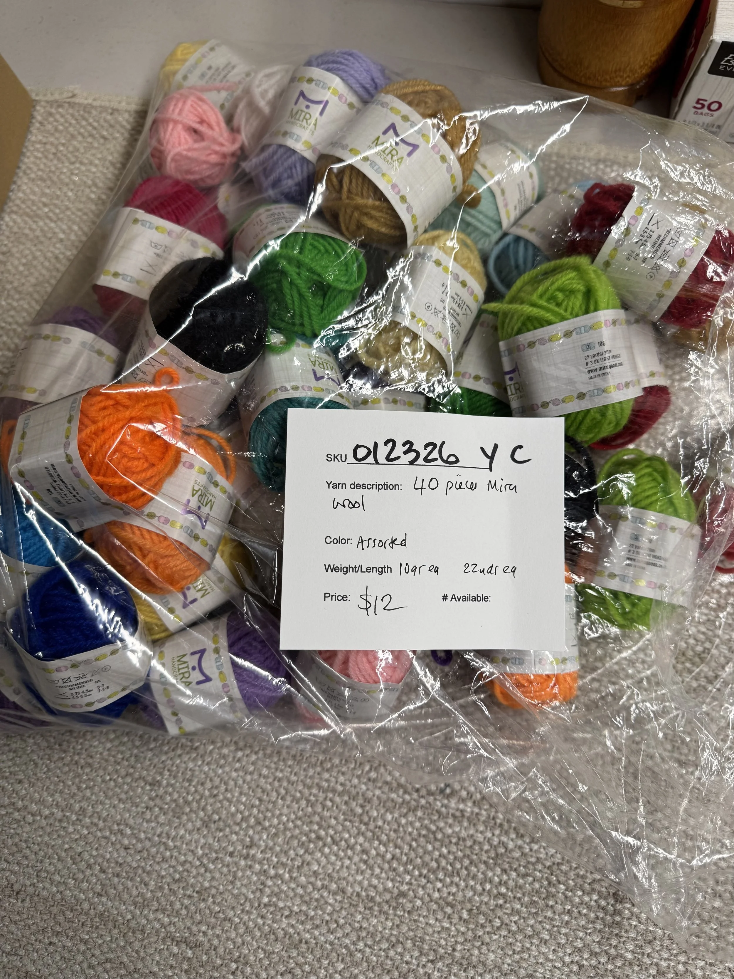 012326-Y-C Mira wool, 10g, 22yd, assorted Lot of 40
