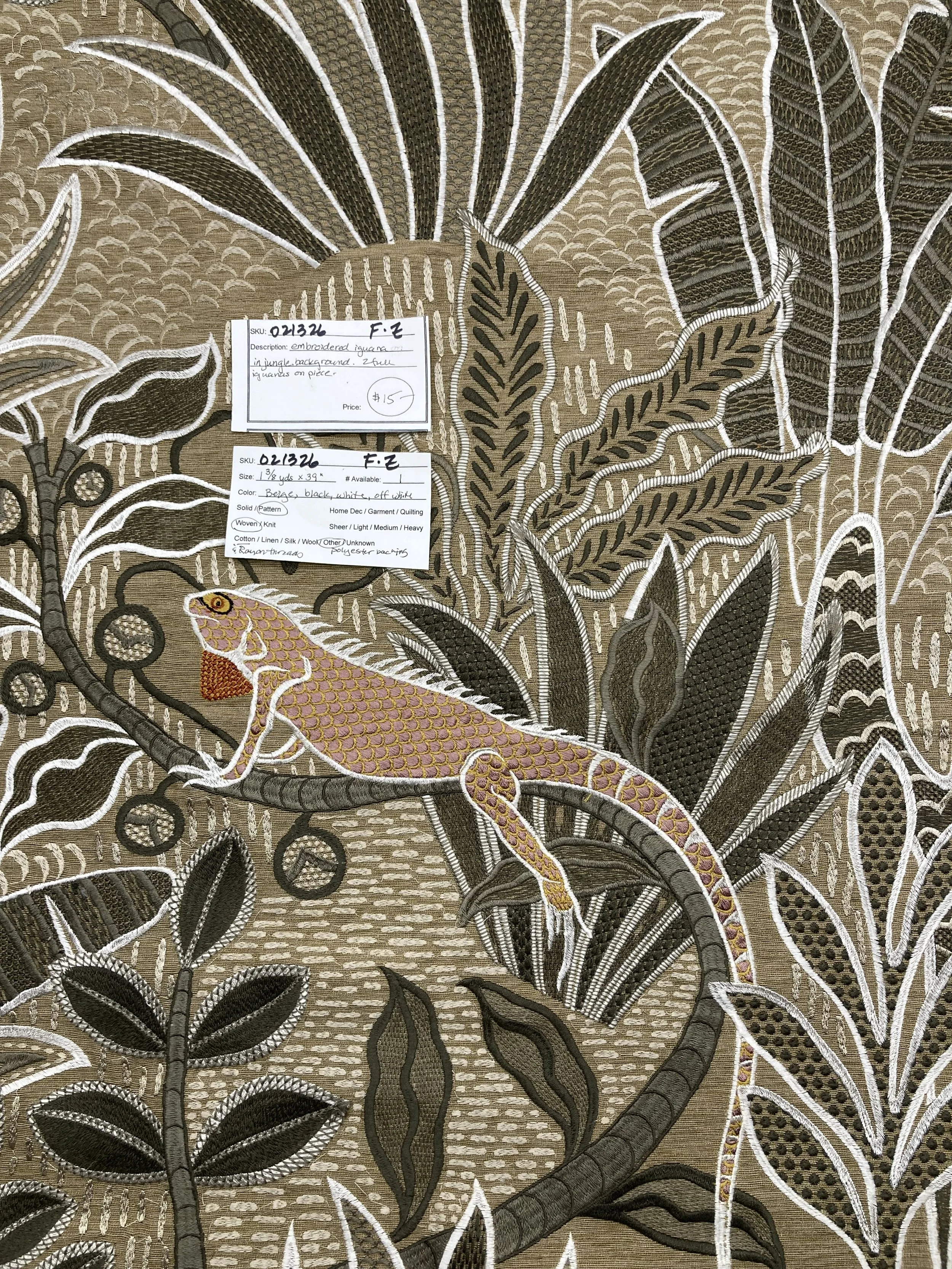 021326-F-Z Embroidered iguana in the jungle; 1 3/8 yds x 39"