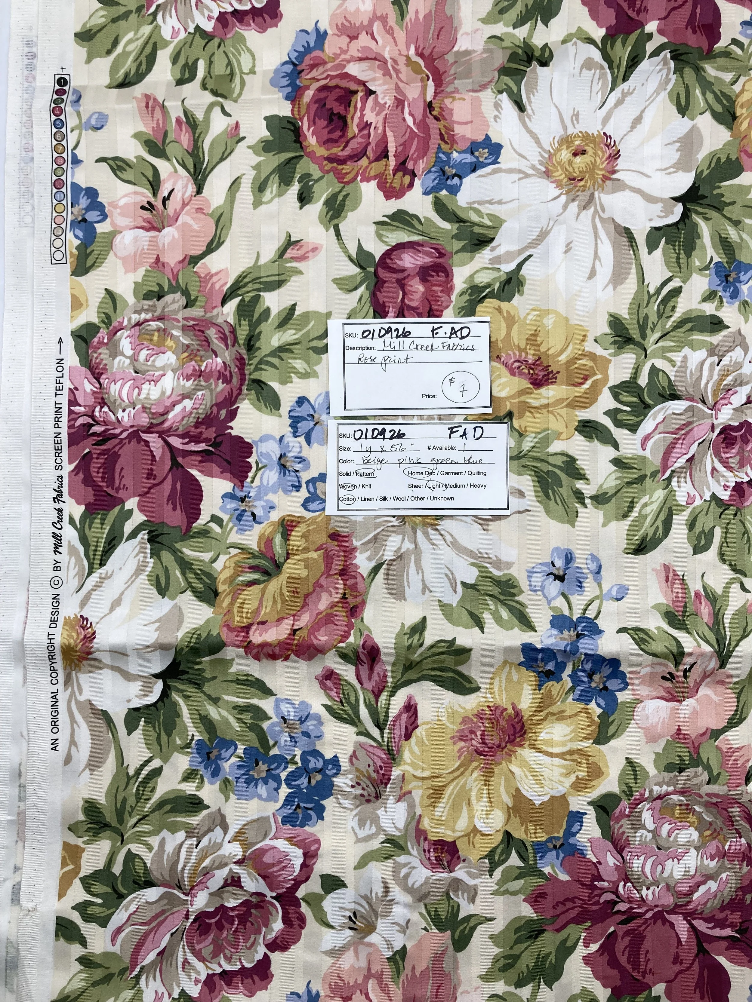 010926-F-AD Large floral print on beige, Cotton; 1 yd x 56"