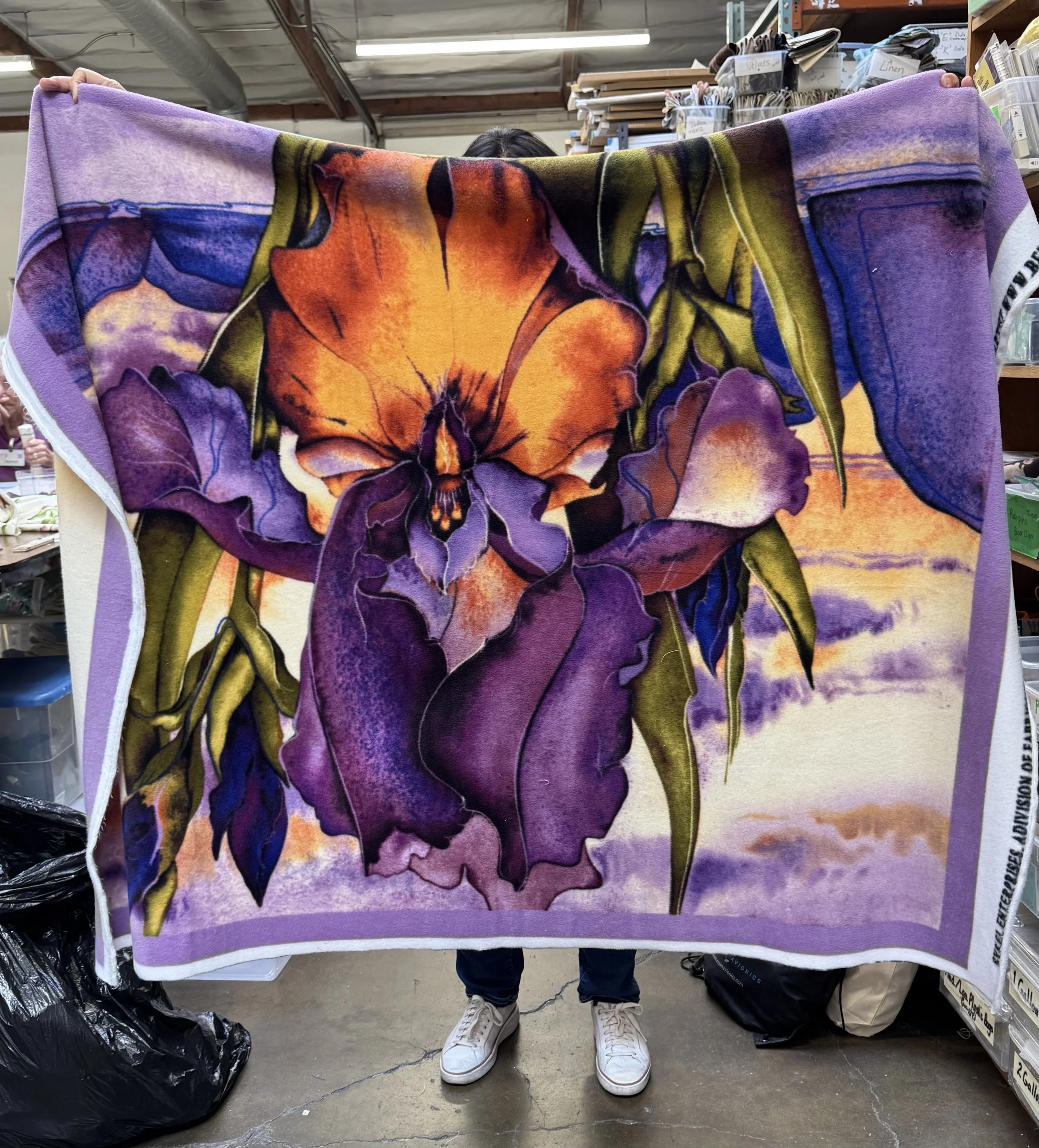 090426-F-AC Fleece, Large Purple Iris; 47"x60"