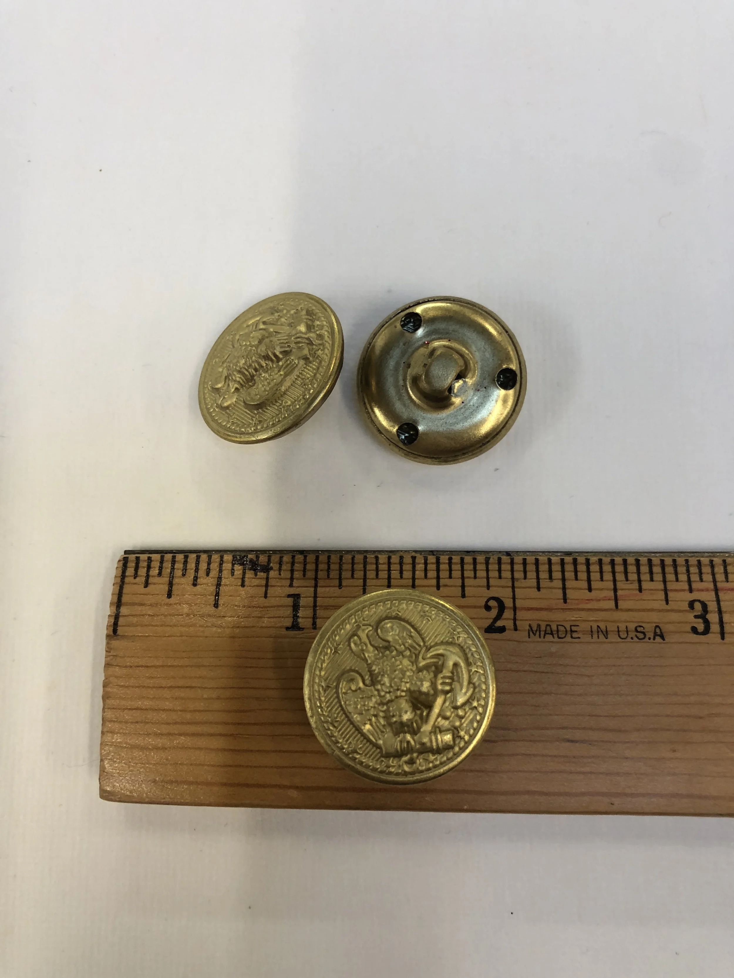 011626-N-B Metal buttons, gold, 7/8",  Lot of 10