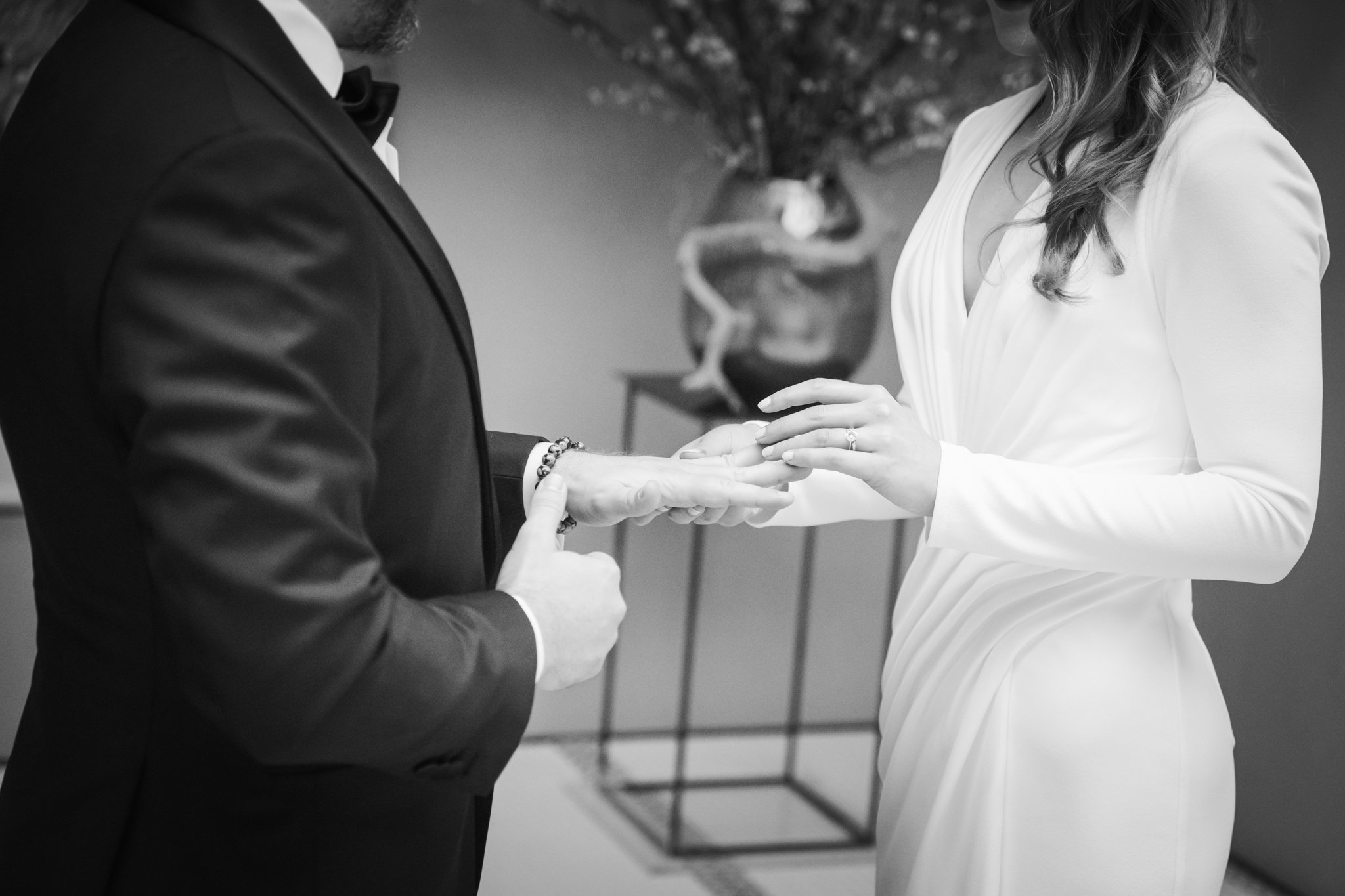 Japan elopement photographer Gom Photography