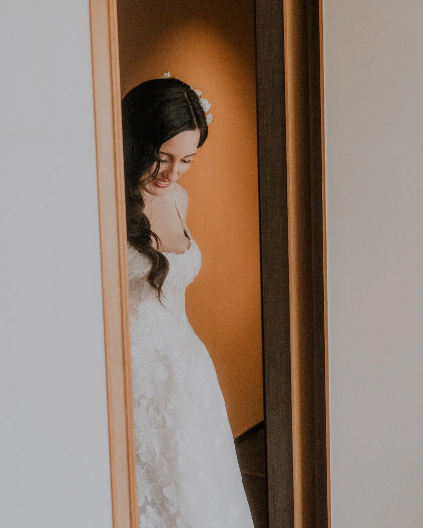 What a beautiful elopement in Kyoto. From the calm of a Japanese garden to the charm of ancient streets, it was filled with so much joy, laughter and beautiful moments. So honored to capture these for this sweetest couple! 

Photographer @gomphotogra