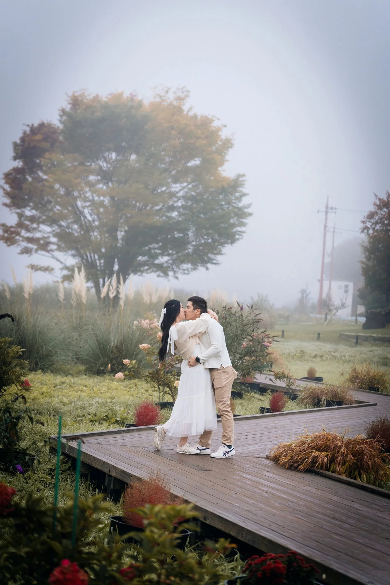 Kawaguchiko Oishi Park Engagement proposal photoshoot 