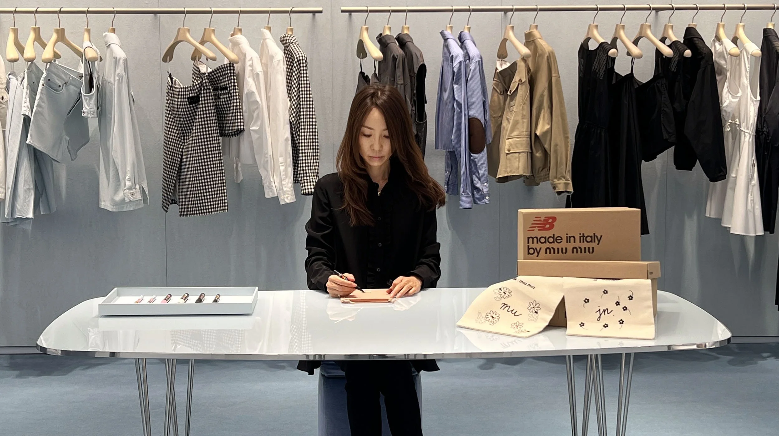 Miu Miu x New Balance    Live Sneaker Customization &amp; Illustration