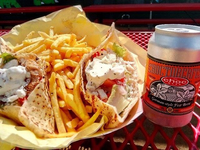 balsamic grilled chicken, tomato, Romain lettuce and house made tzatziki inside lebanese pita. Served with fries #pumpdirtyharry
