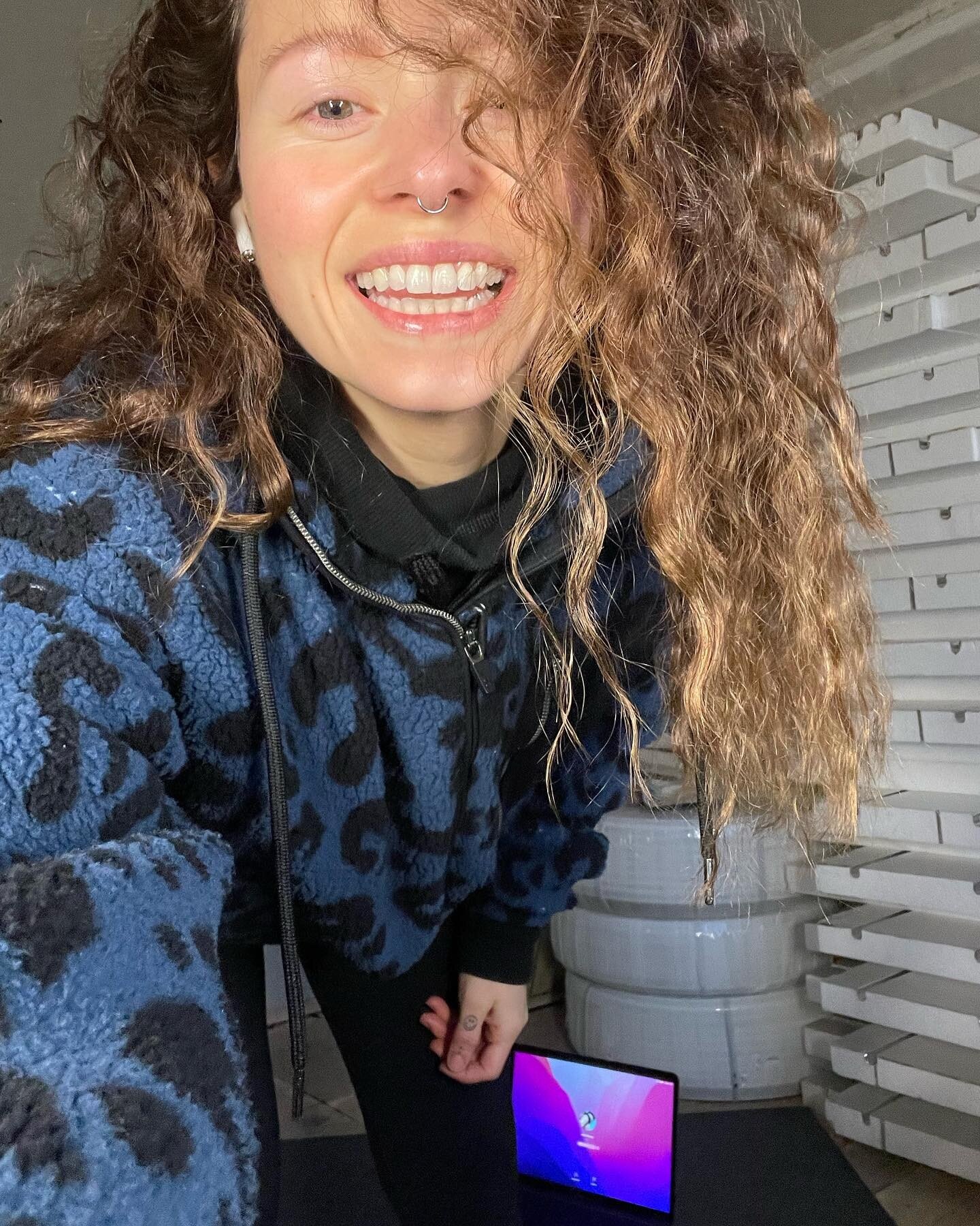 Some days, not many days. Are good hair days. 

✌️ 

(For 5 minutes until the wind gets it) (PPS, this isn&rsquo;t today. Todays a super bad hair day. Sorry, on days I teach hot yoga, I make zero effort 🤣) 🥲🤍✨