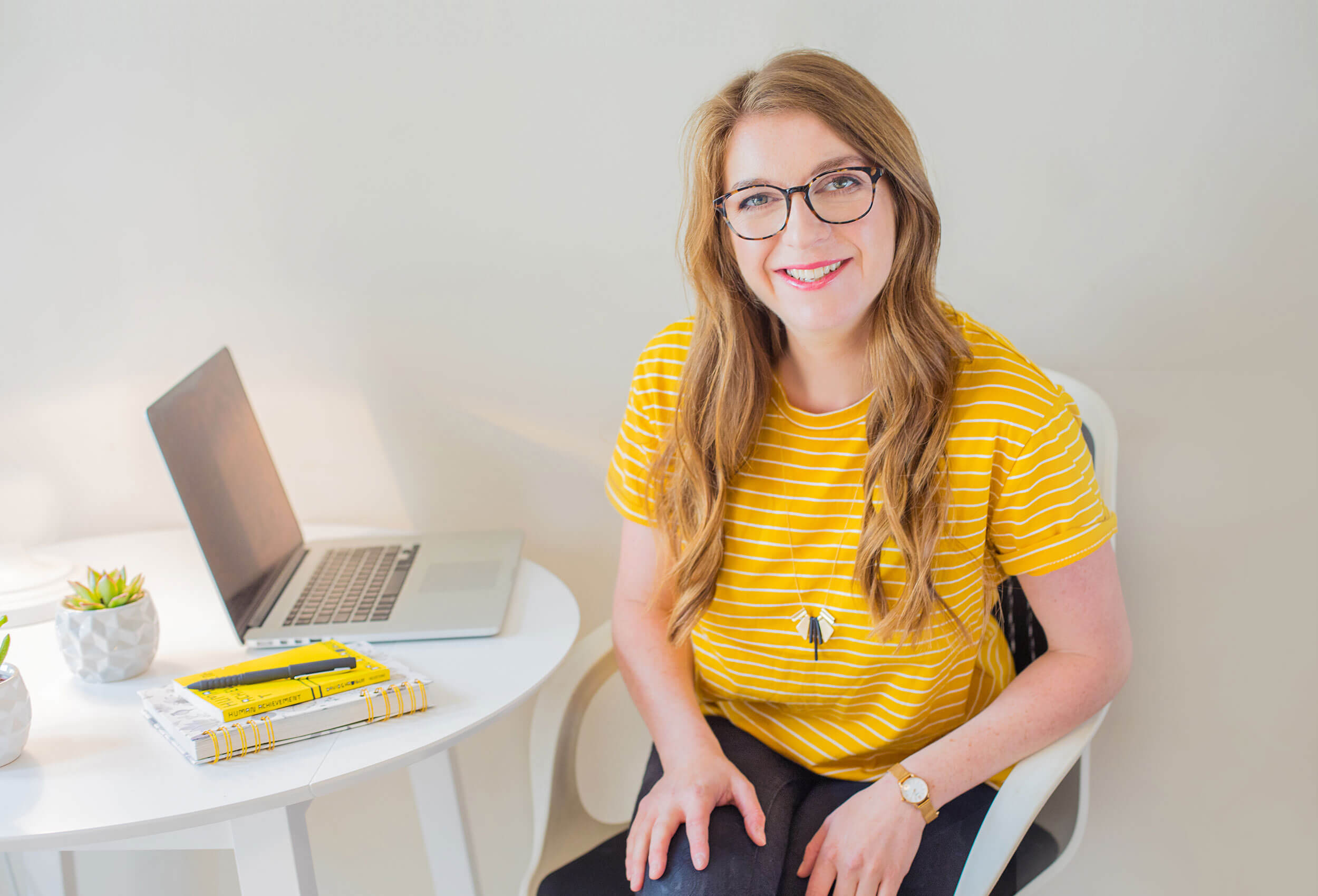 Gemma Gilbert at computer.jpg