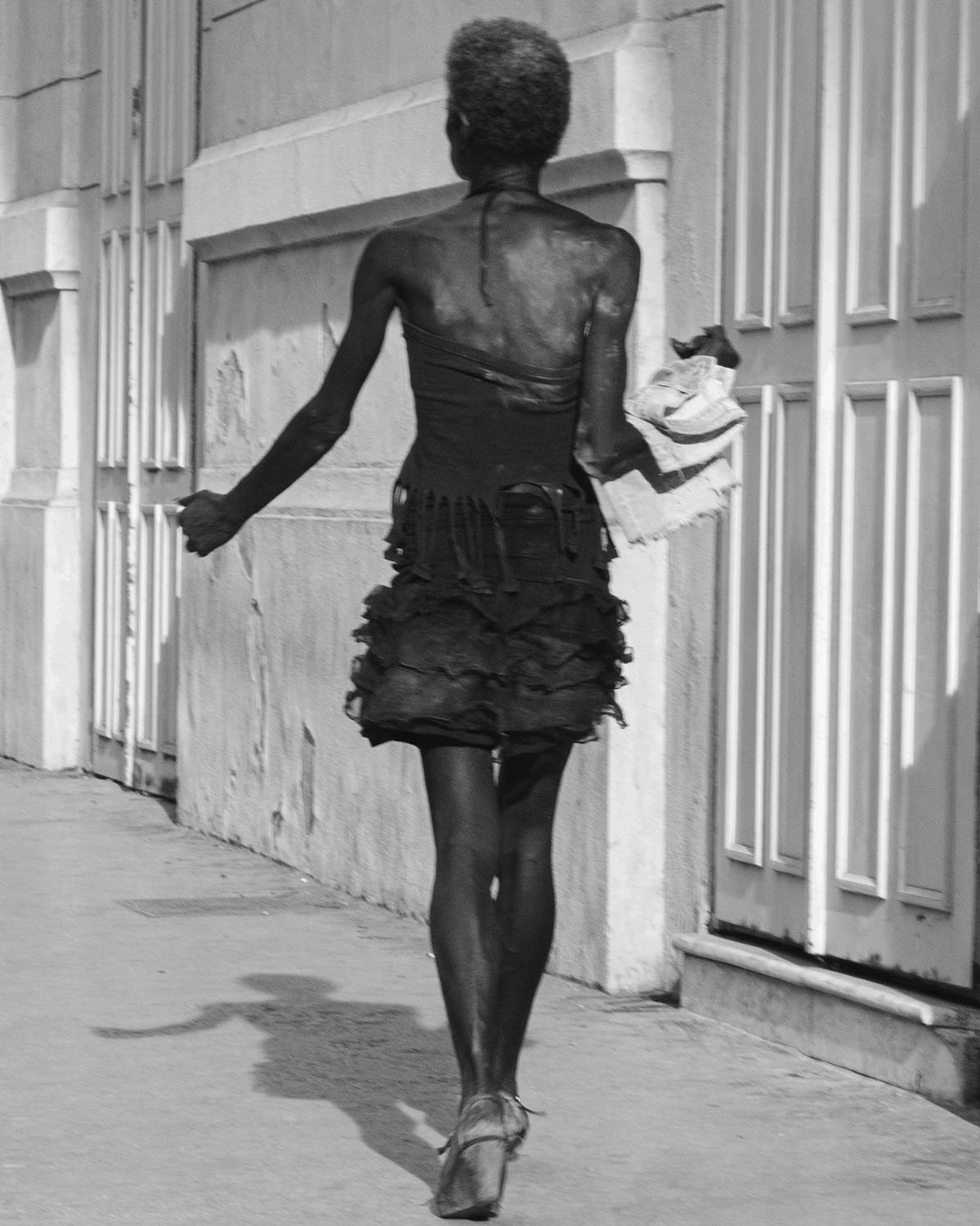 thin-lady-walking-elegantly.jpg