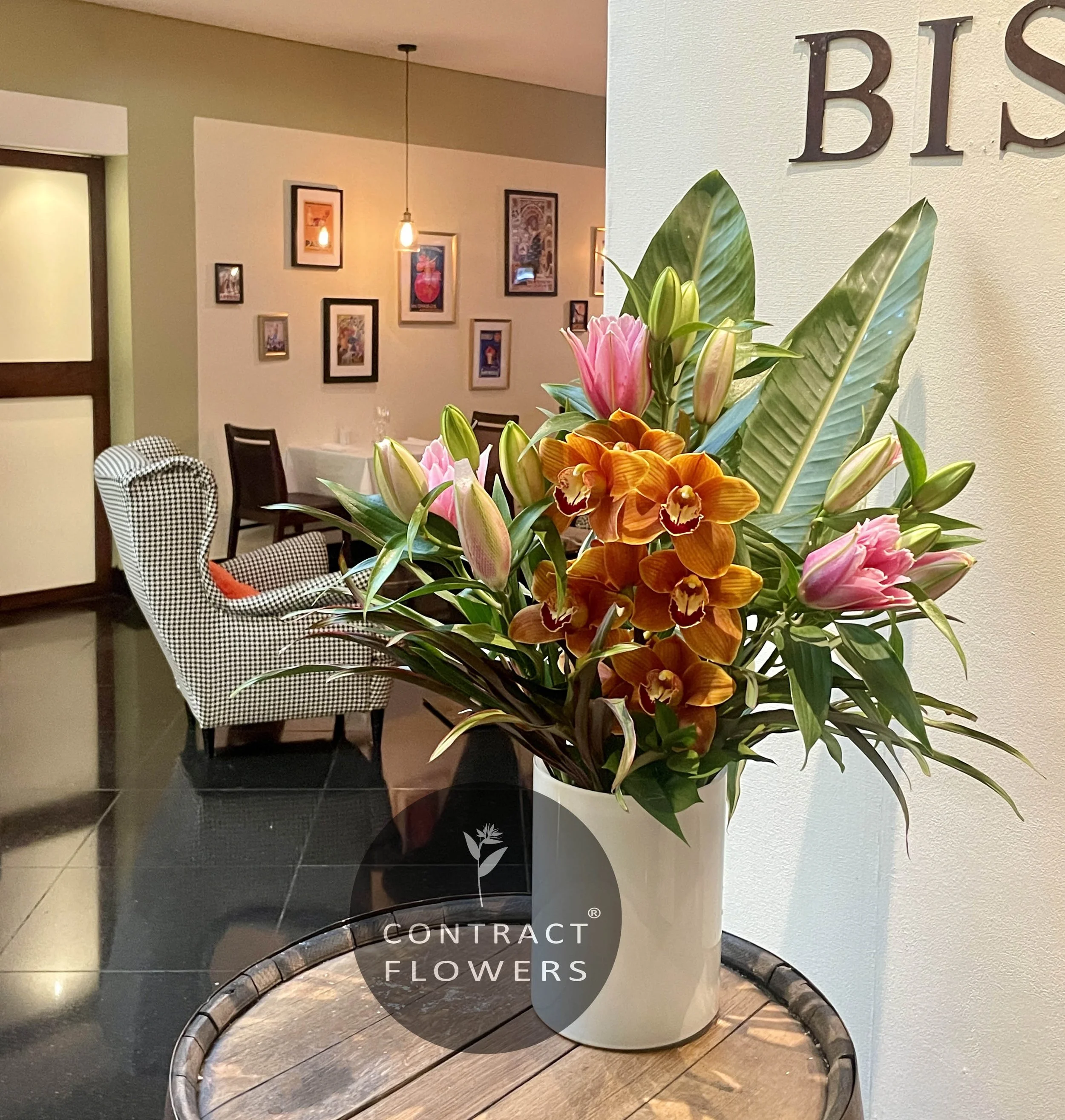 Hotel Flowers London - Hotel, Restaurant and Bar Flowers delivered ...