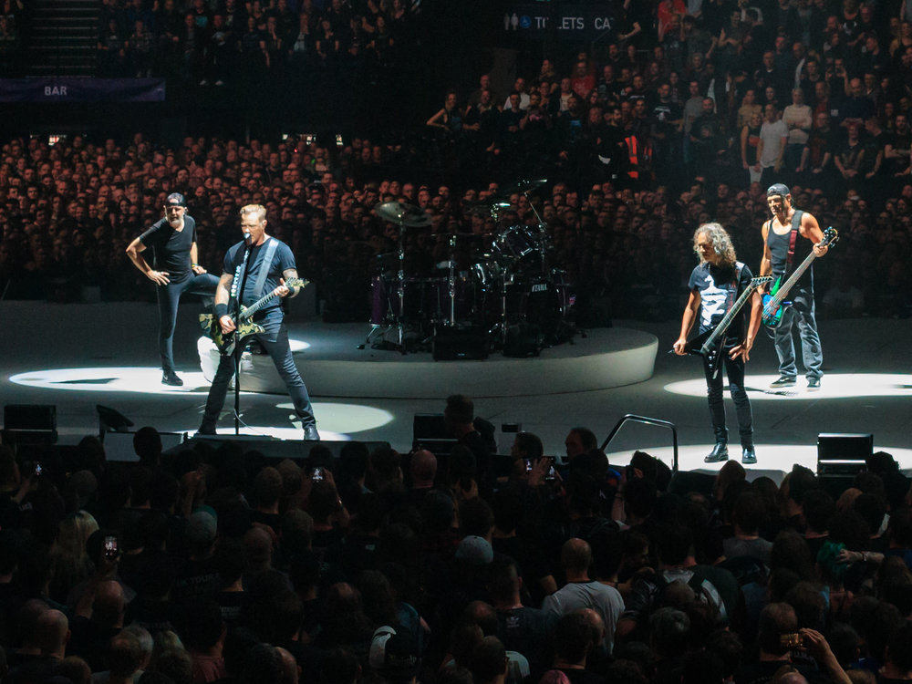Metallica_Live_at_The_O2,_London,_England,_22_October_2017 (1).jpg