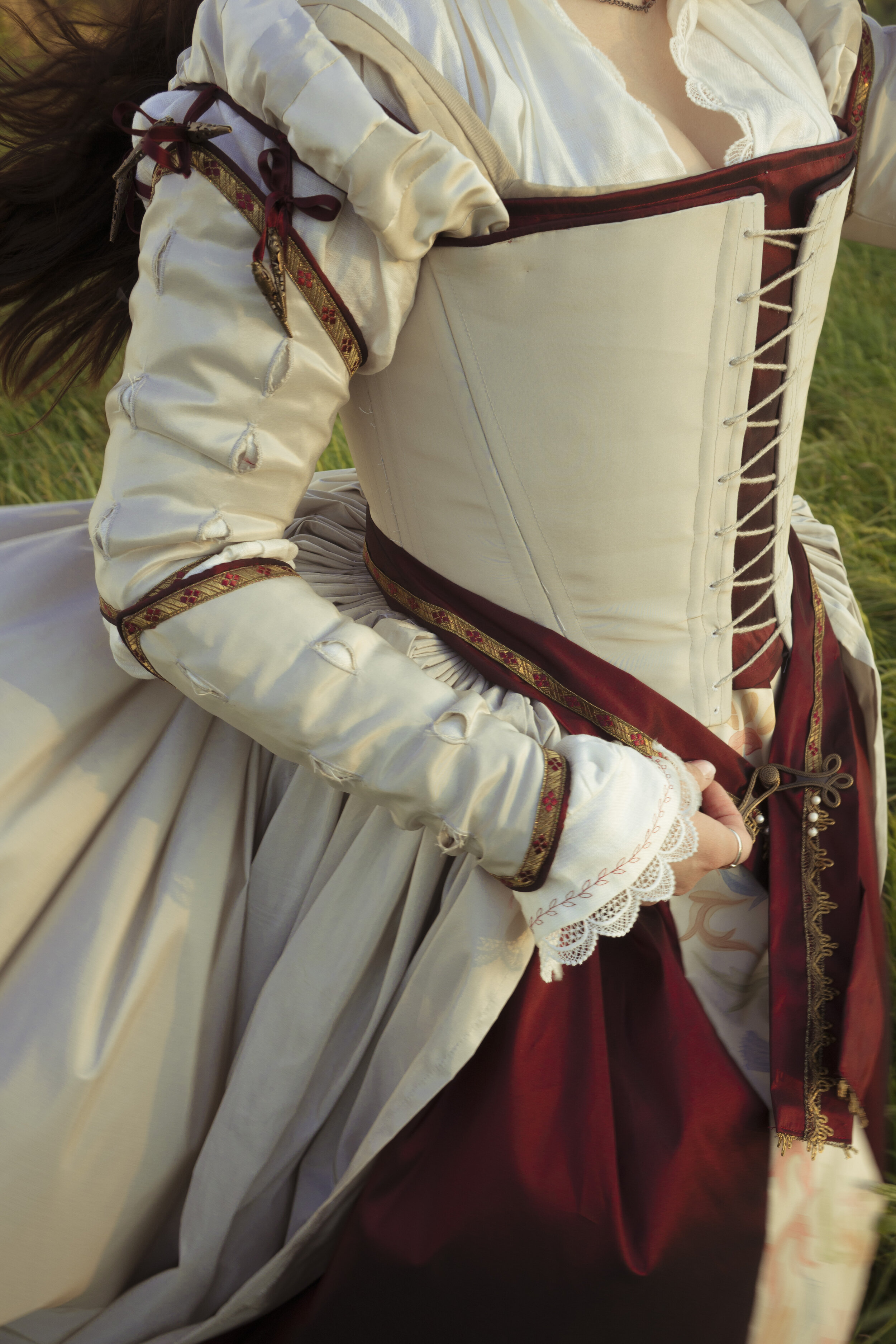 Golbach_Tudorinspiredgown1.jpg