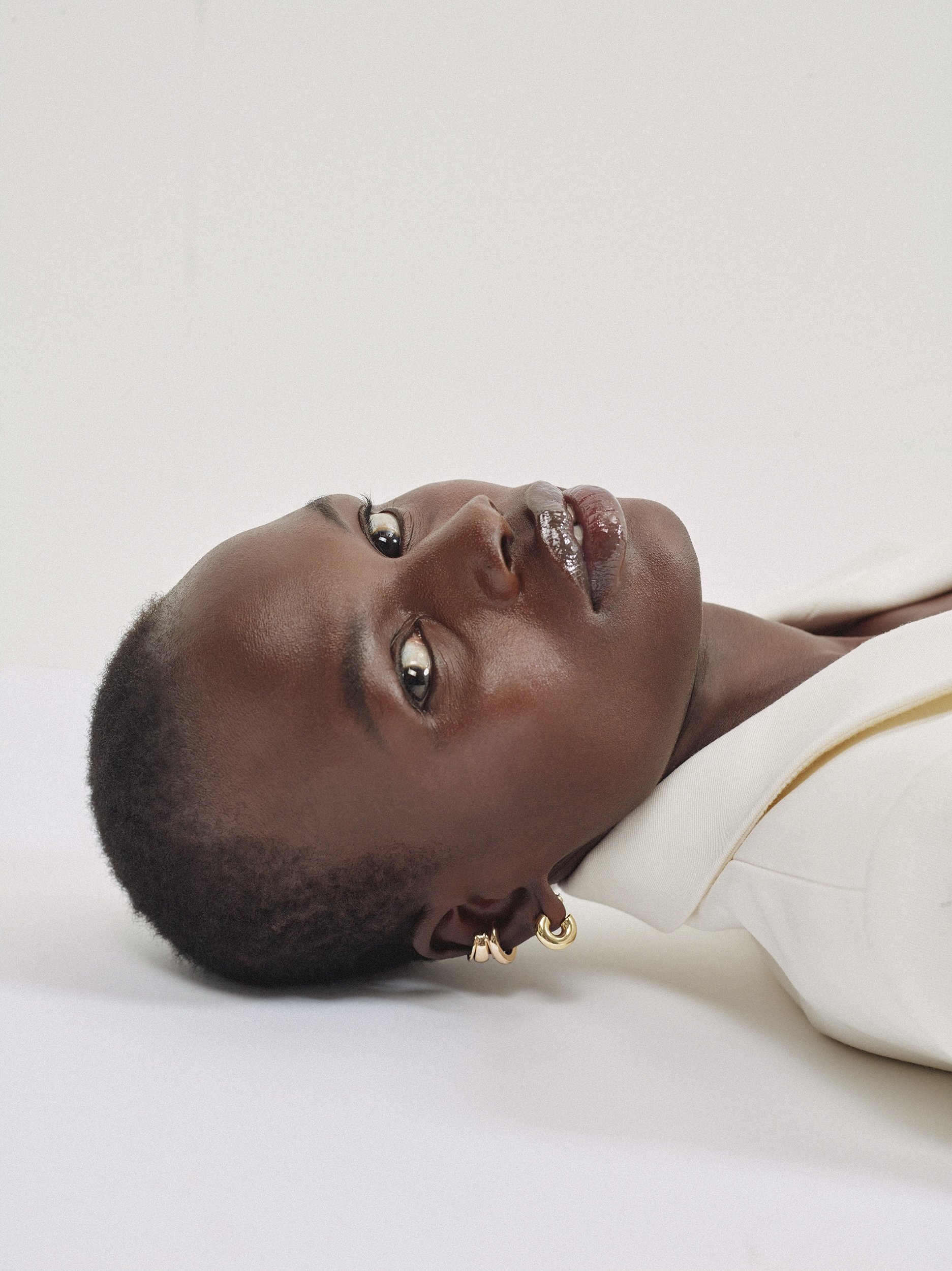 ATHIENG_BUL_JEWELLERY_BEAUTY_S06_014_FINAL_72dpi.jpg