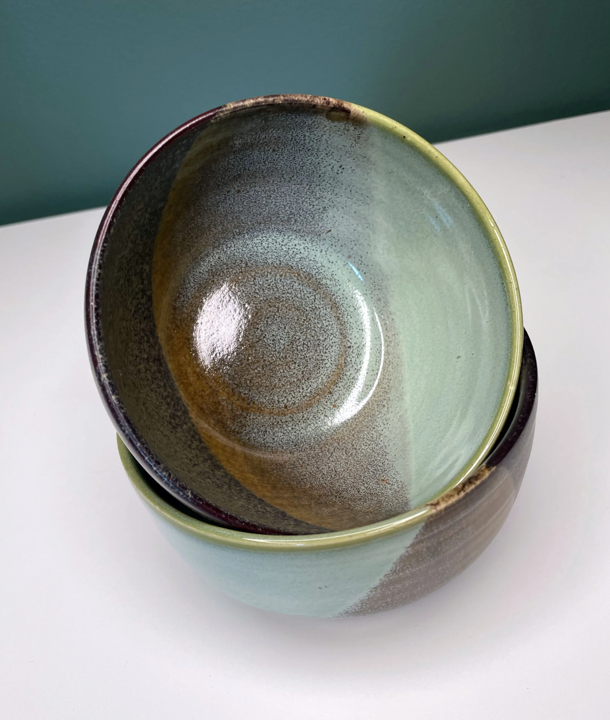 inside set of 2 bowls .jpg