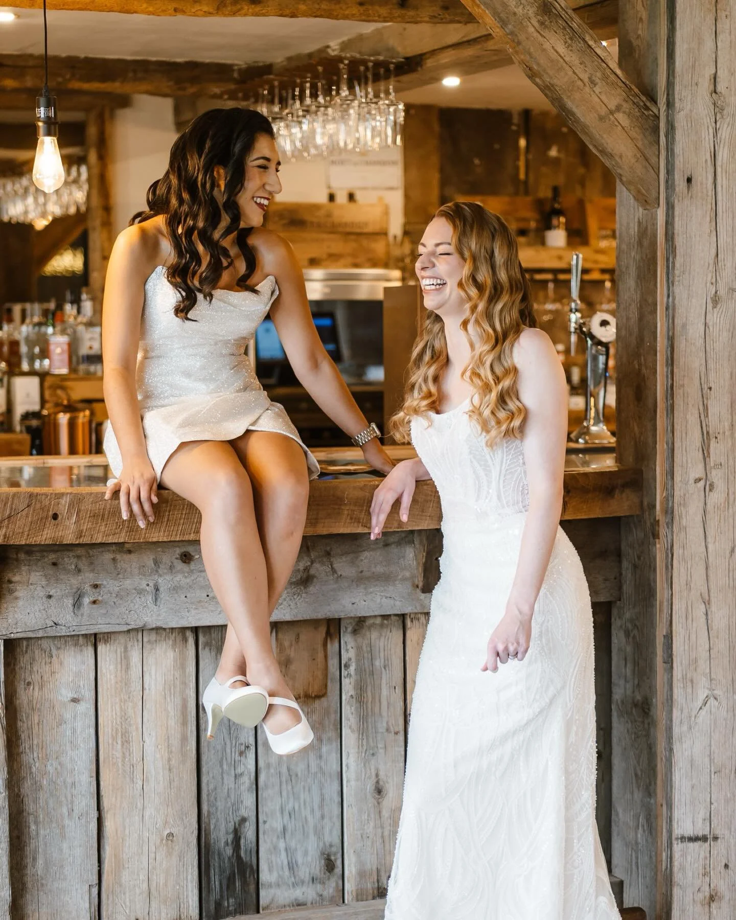 A great day at Old Oak Farm for a content shoot with an absolute dream team.

Chilled, laid-back vibes, beautiful details and some seriously talented suppliers coming together to create something special. Looking forward to sharing more from this one