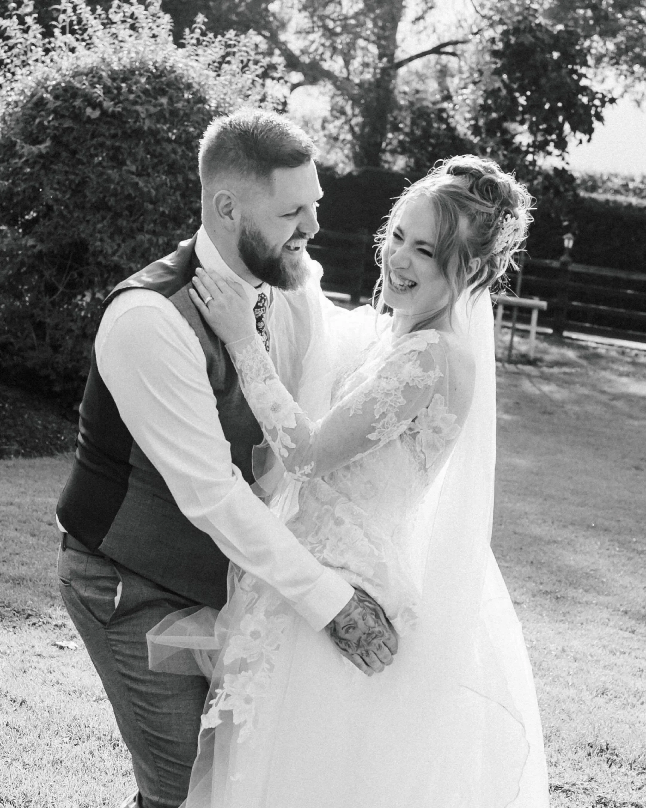 Sneak Peeks 👀

Yesterday at Batch Country House was an absolute belter! Beckie &amp; Liam, you two were fantastic from start to finish.

Despite the rain earlier in the day, we were treated to the most incredible sunset later on and it was so worth 