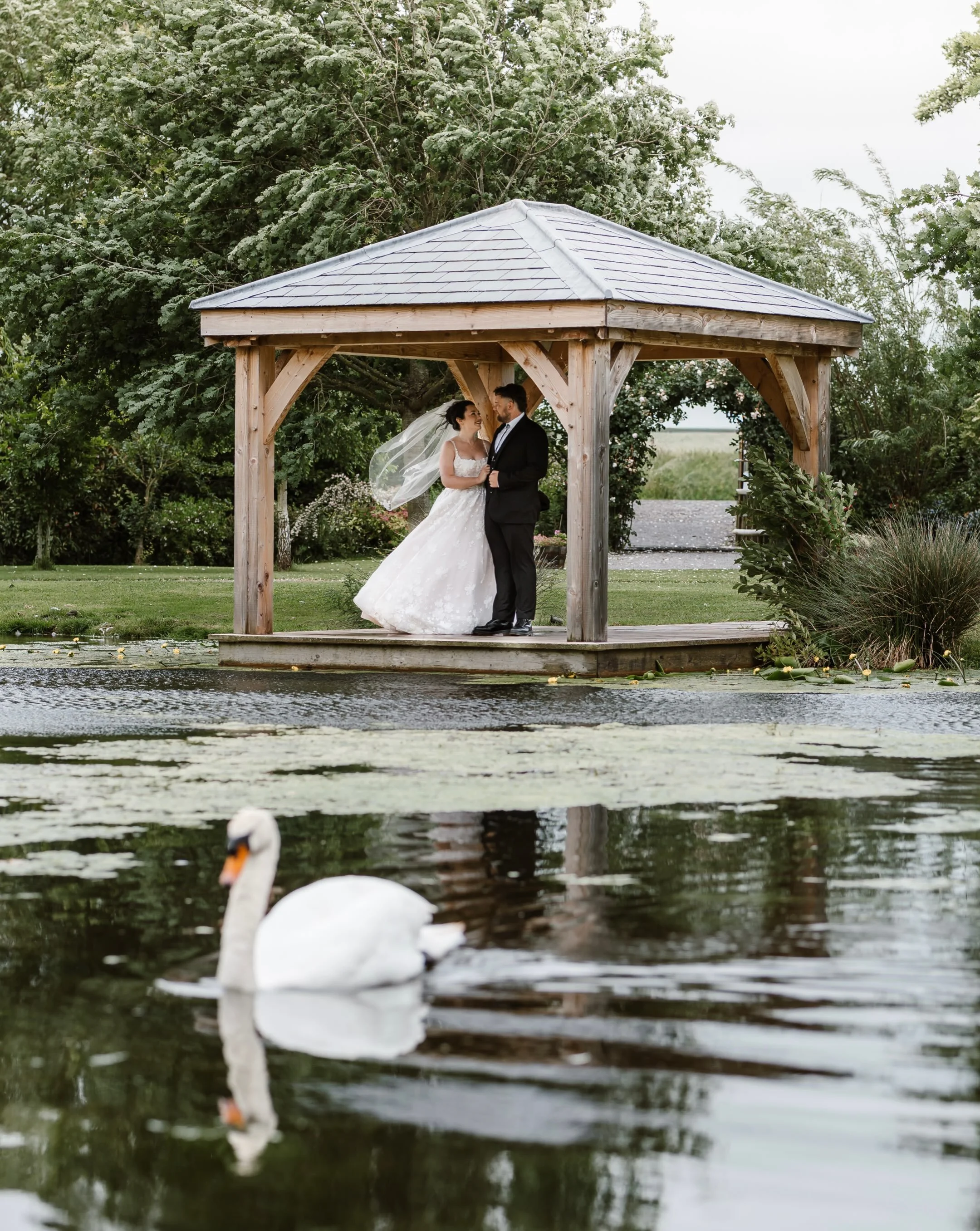 Sneak Peeks 👀

What a way to kick off my busiest wedding season yet.

Yesterday I was at Waterside Country Barn with Franks and Al, and what a brilliant day it was. Despite the June rain doing its best to interrupt proceedings, nothing was going to 