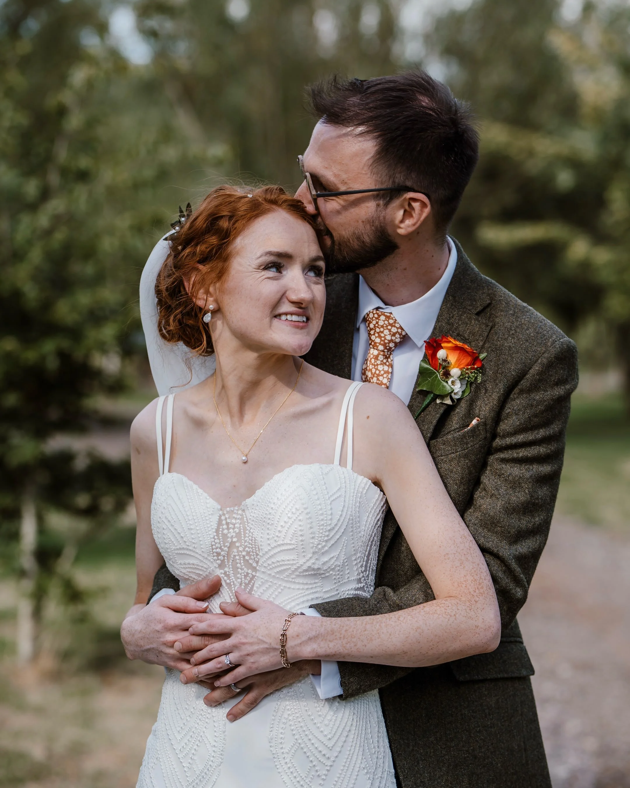 Sneak Peeks 📸👀

Laura and Dave kicked things off with a beautiful ceremony at their family church before everyone headed over to Waterside Country Barn for one seriously good celebration.

The whole day was full of brilliant people, good vibes and 