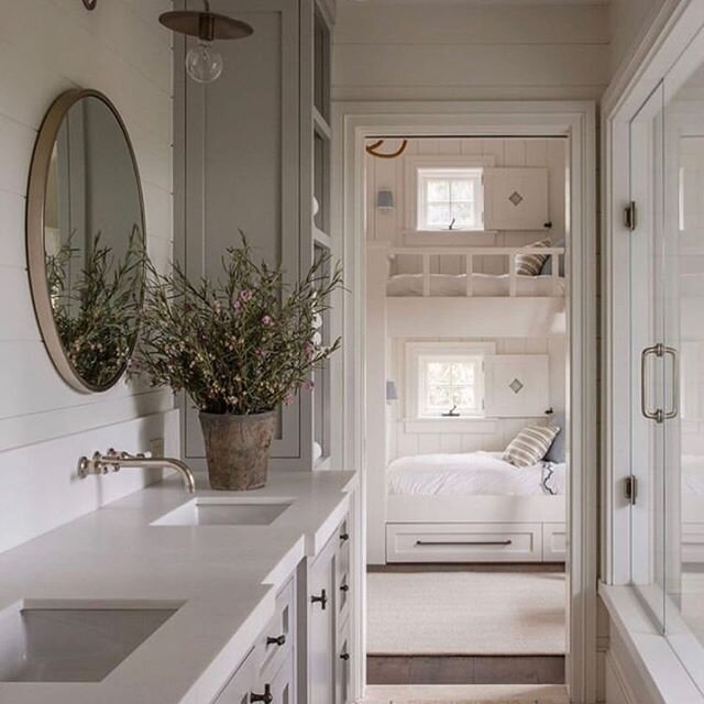 Bunk envy and cottage vibes from @m.elle.design. Feeling summery already 
#bunkbedlife #bunkbedsforkids #cottagestyle #cottagedesign #cottageinspiration #lakelifeisthebestlife #cottagedesign #interiordesignvancouver #neutralstyle #neutraldecor #insta