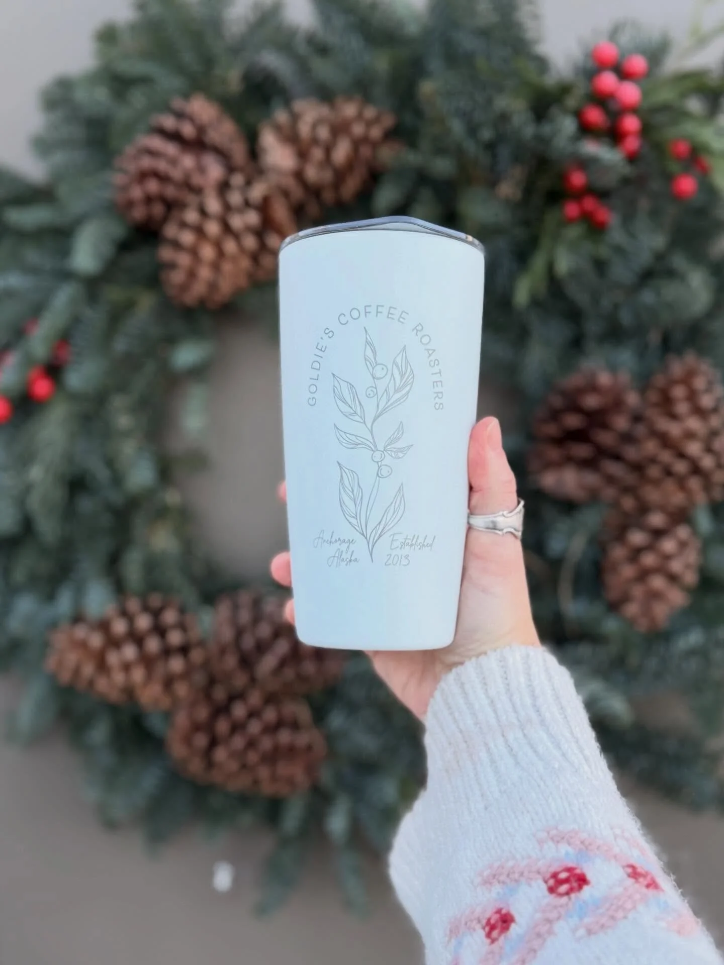 Our new @miir tumblers arrived! 📦🫶✨ Perfect for stuffing a stocking or pairing with a pound of coffee! Three colors to pick from. #goldiescoffeeroasters #womenwhoroast #alaska