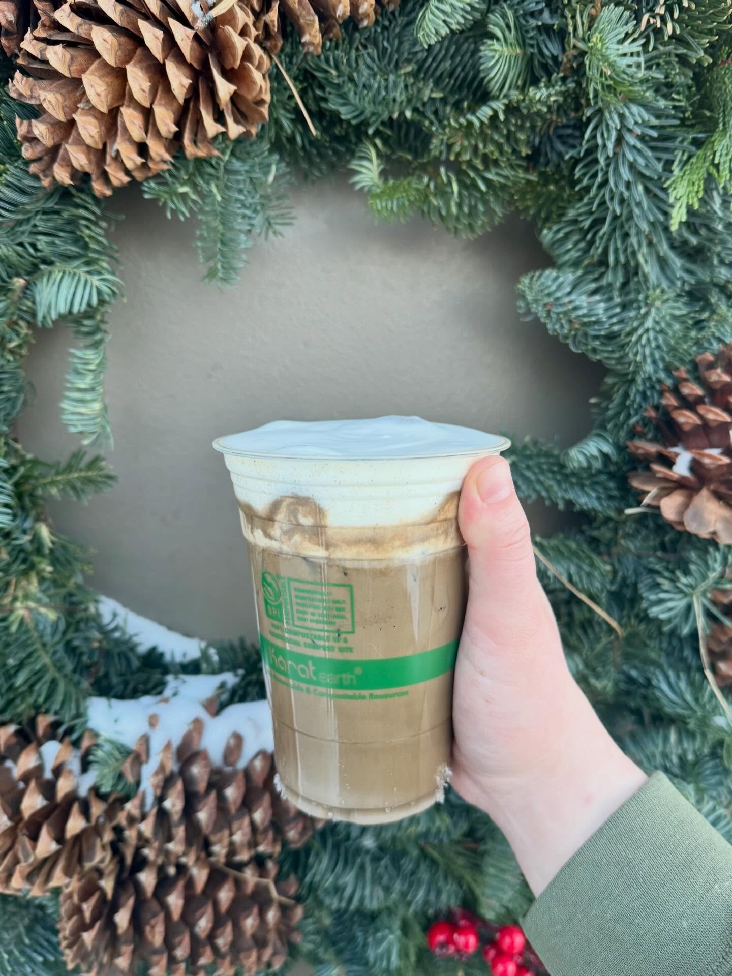 Only a couple days left of 2025, but there is still time to grab one of our December specials&hellip; like our sugar cookie cold foam iced roasted matcha! 🍪🍃✨ #mondaymonday #newyears #alaska #womenwhoroast #goldiescoffeeroasters